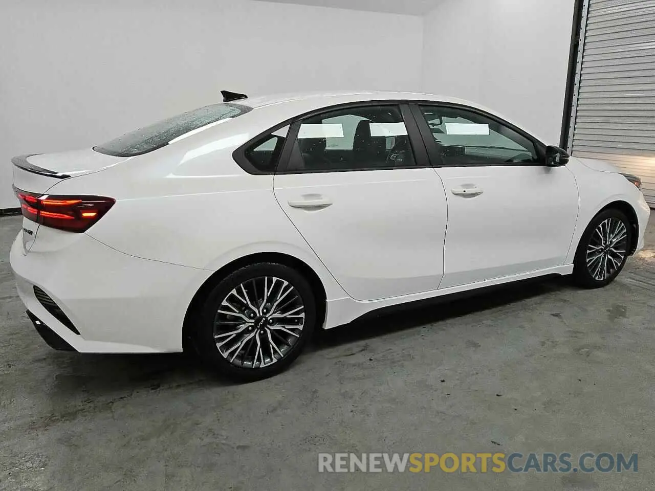 3 Photograph of a damaged car 3KPF54AD1PE538762 KIA FORTE 2023
