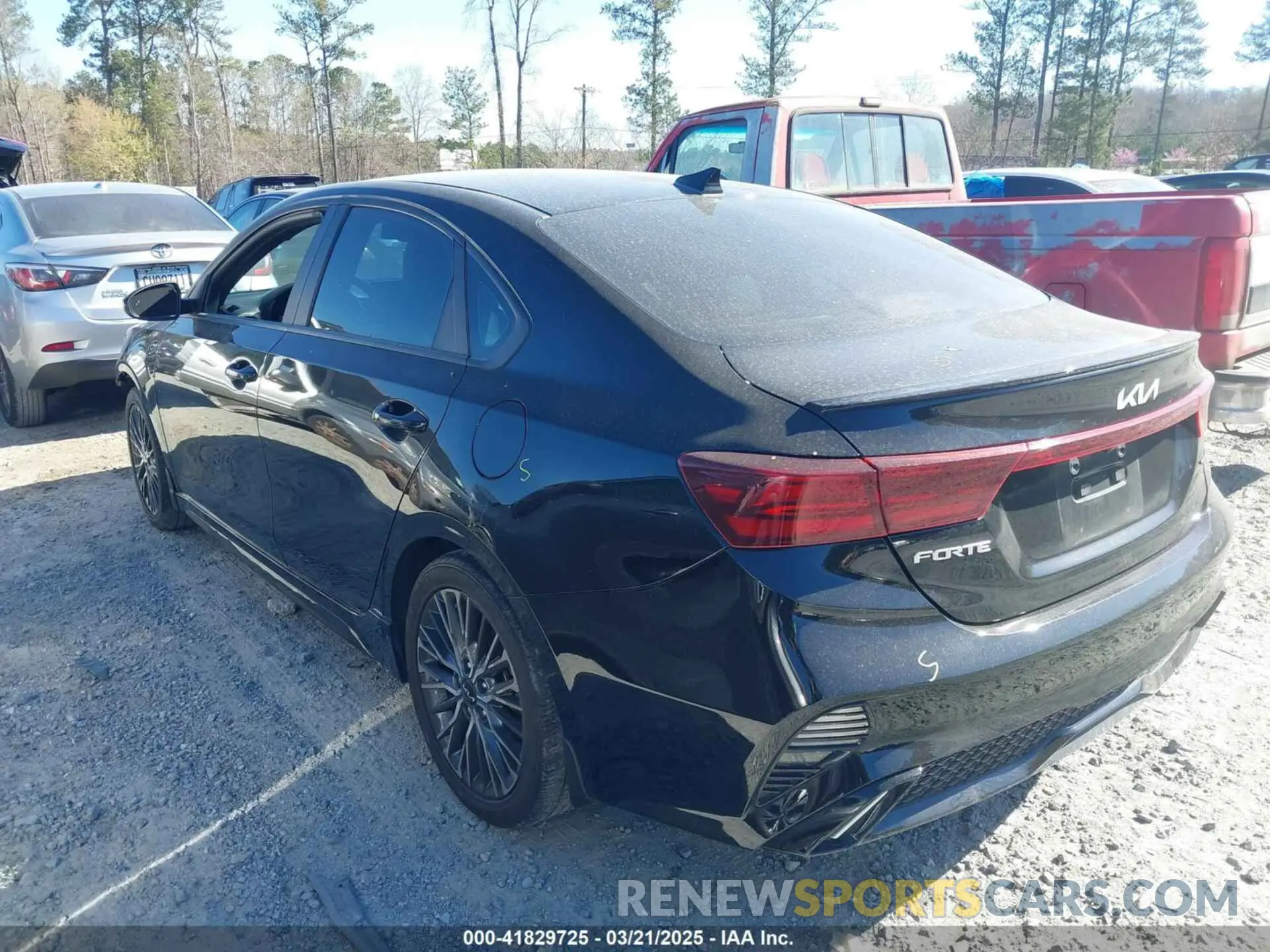 14 Photograph of a damaged car 3KPF54AD1PE559160 KIA FORTE 2023
