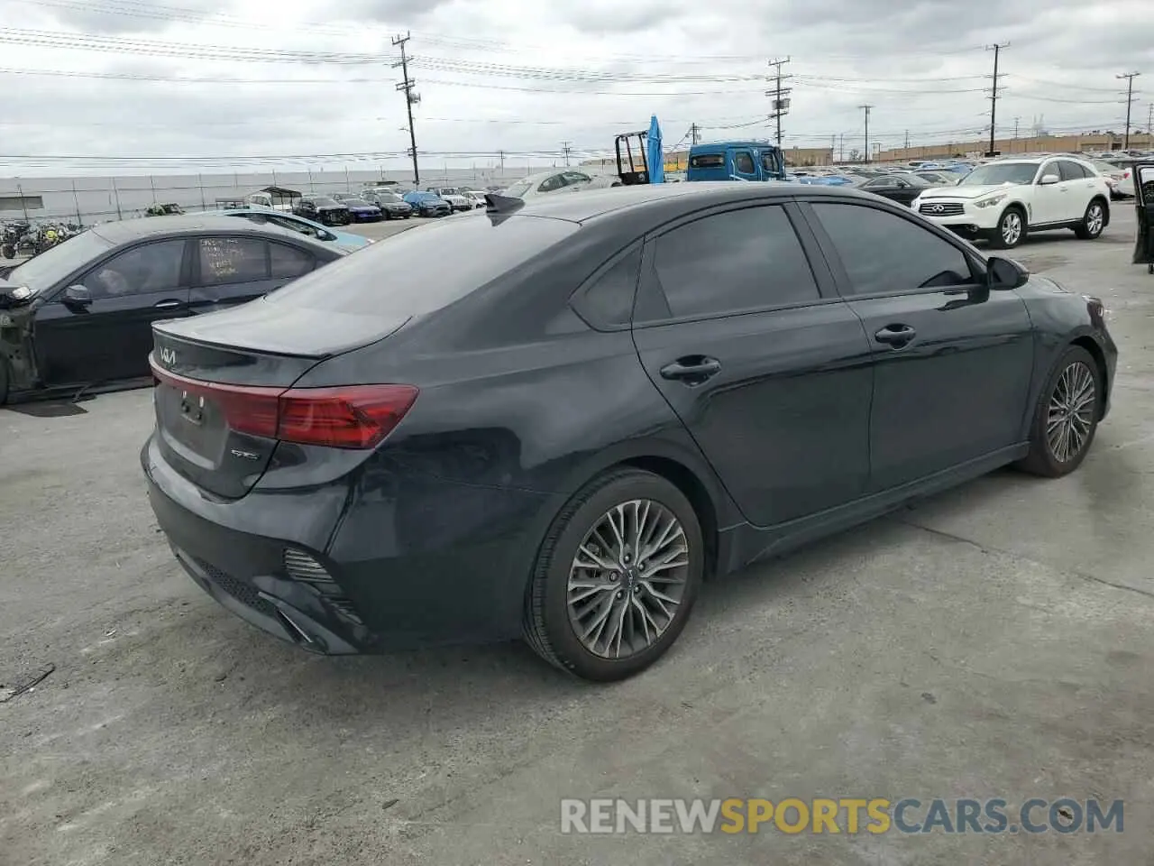 3 Photograph of a damaged car 3KPF54AD1PE610575 KIA FORTE 2023