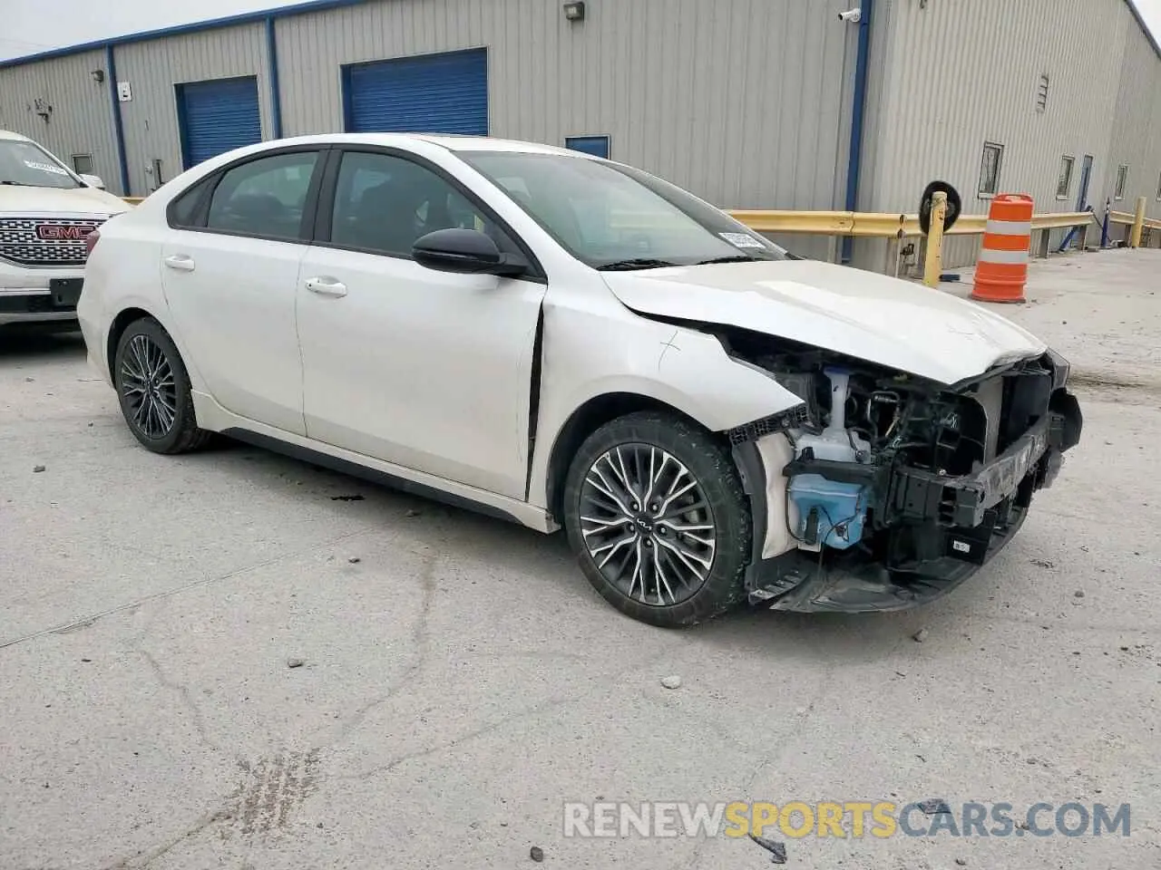 4 Photograph of a damaged car 3KPF54AD1PE633919 KIA FORTE 2023
