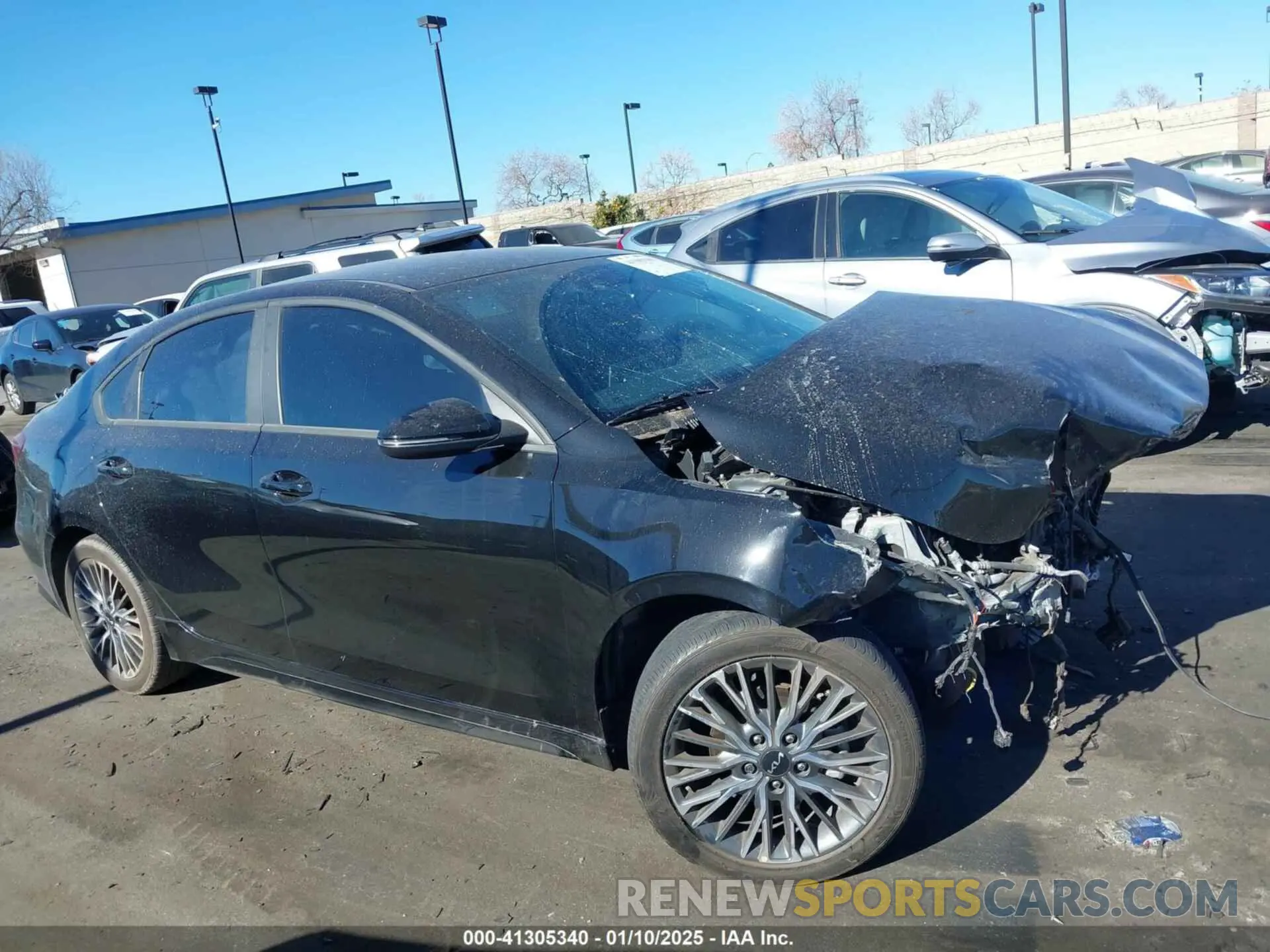 14 Photograph of a damaged car 3KPF54AD1PE652793 KIA FORTE 2023