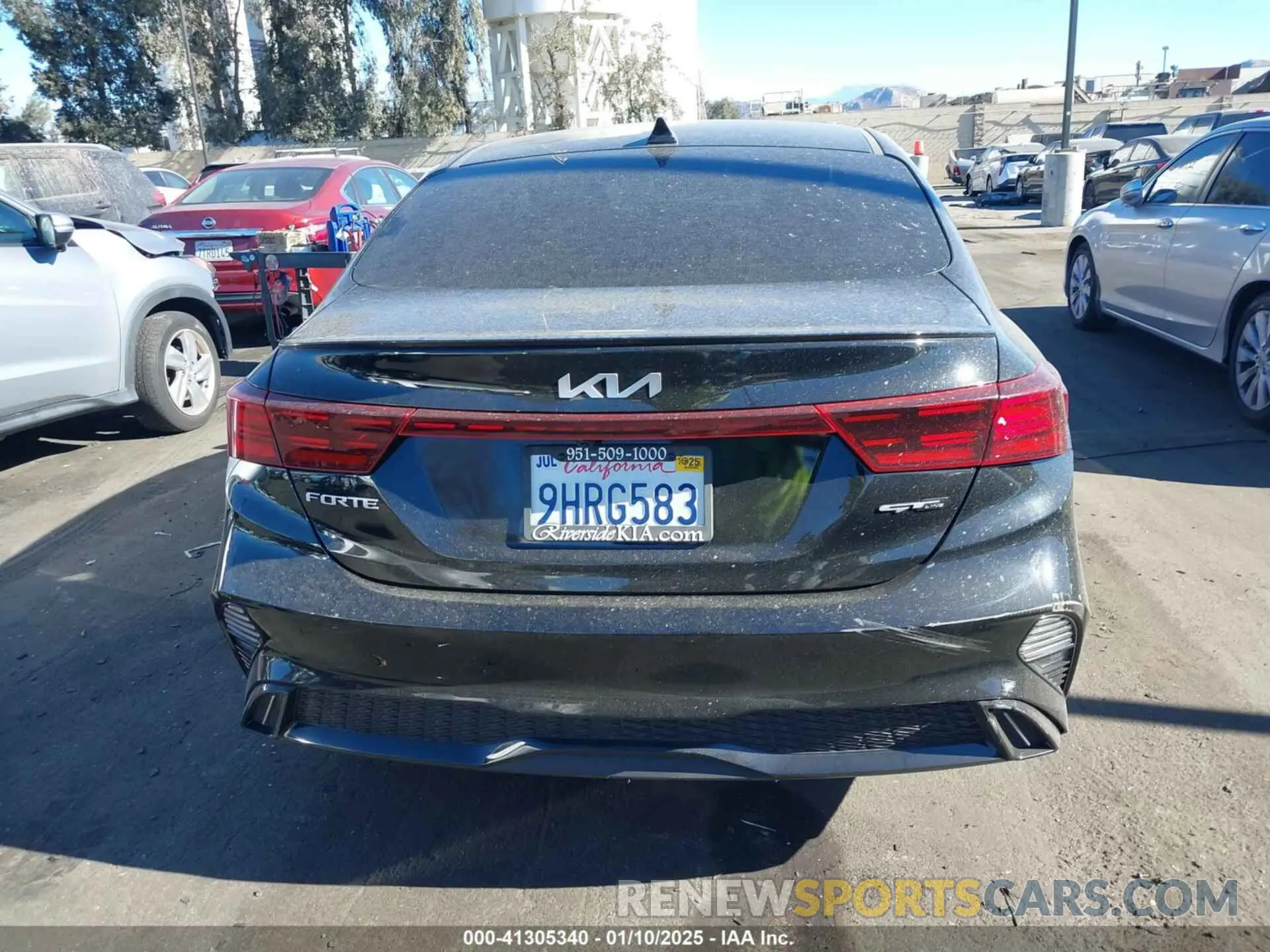 17 Photograph of a damaged car 3KPF54AD1PE652793 KIA FORTE 2023