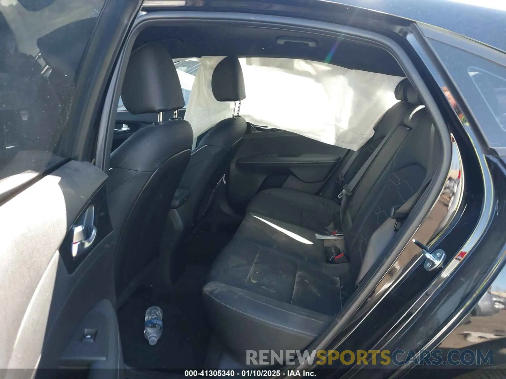 8 Photograph of a damaged car 3KPF54AD1PE652793 KIA FORTE 2023