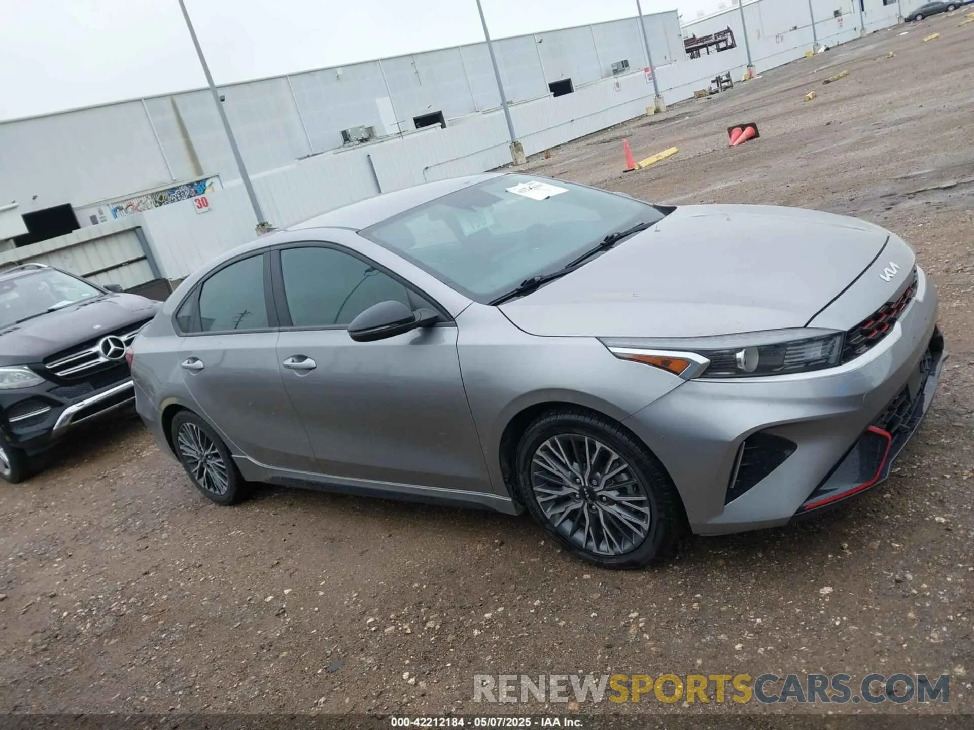 13 Photograph of a damaged car 3KPF54AD2PE587940 KIA FORTE 2023