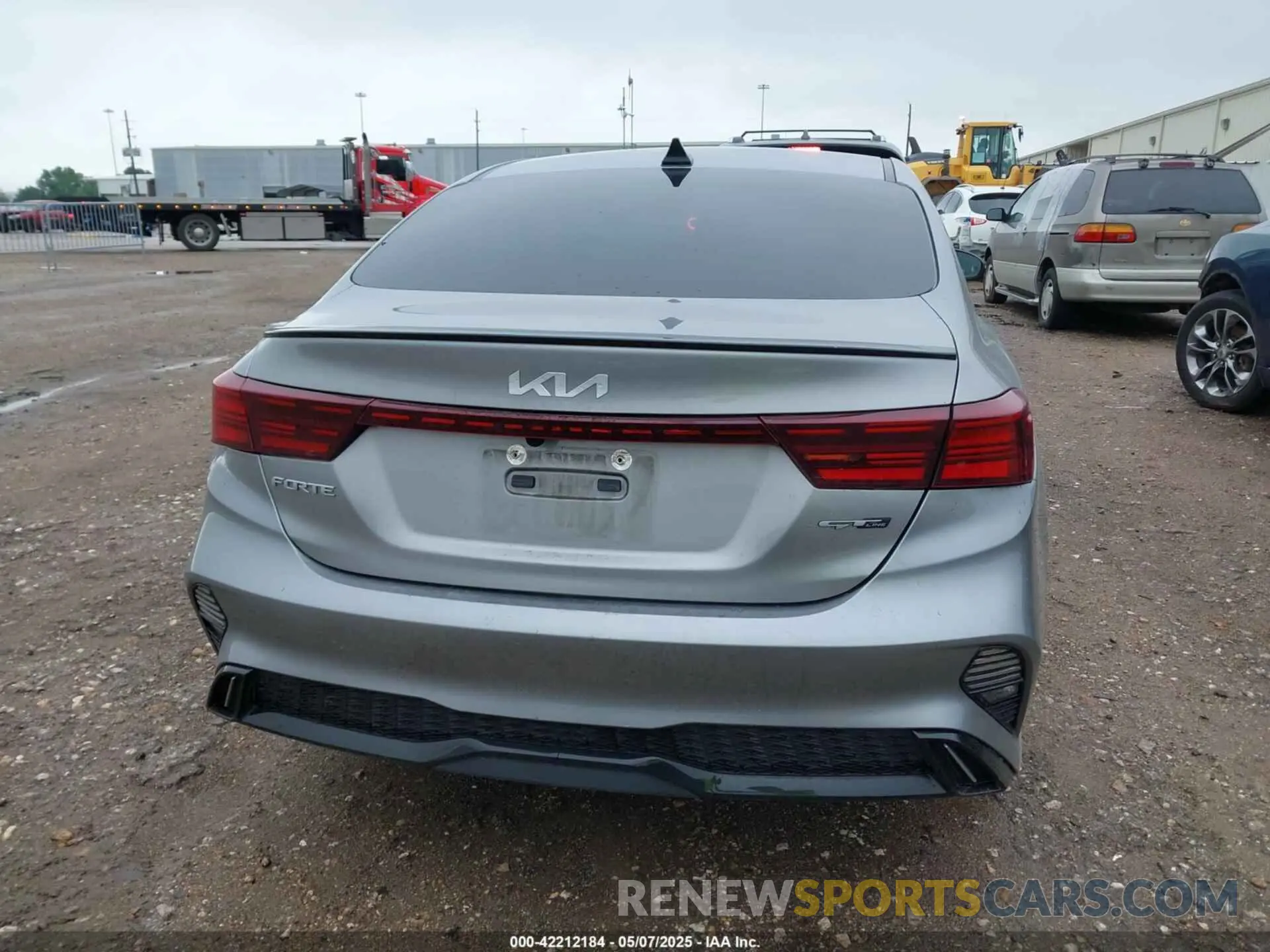 16 Photograph of a damaged car 3KPF54AD2PE587940 KIA FORTE 2023