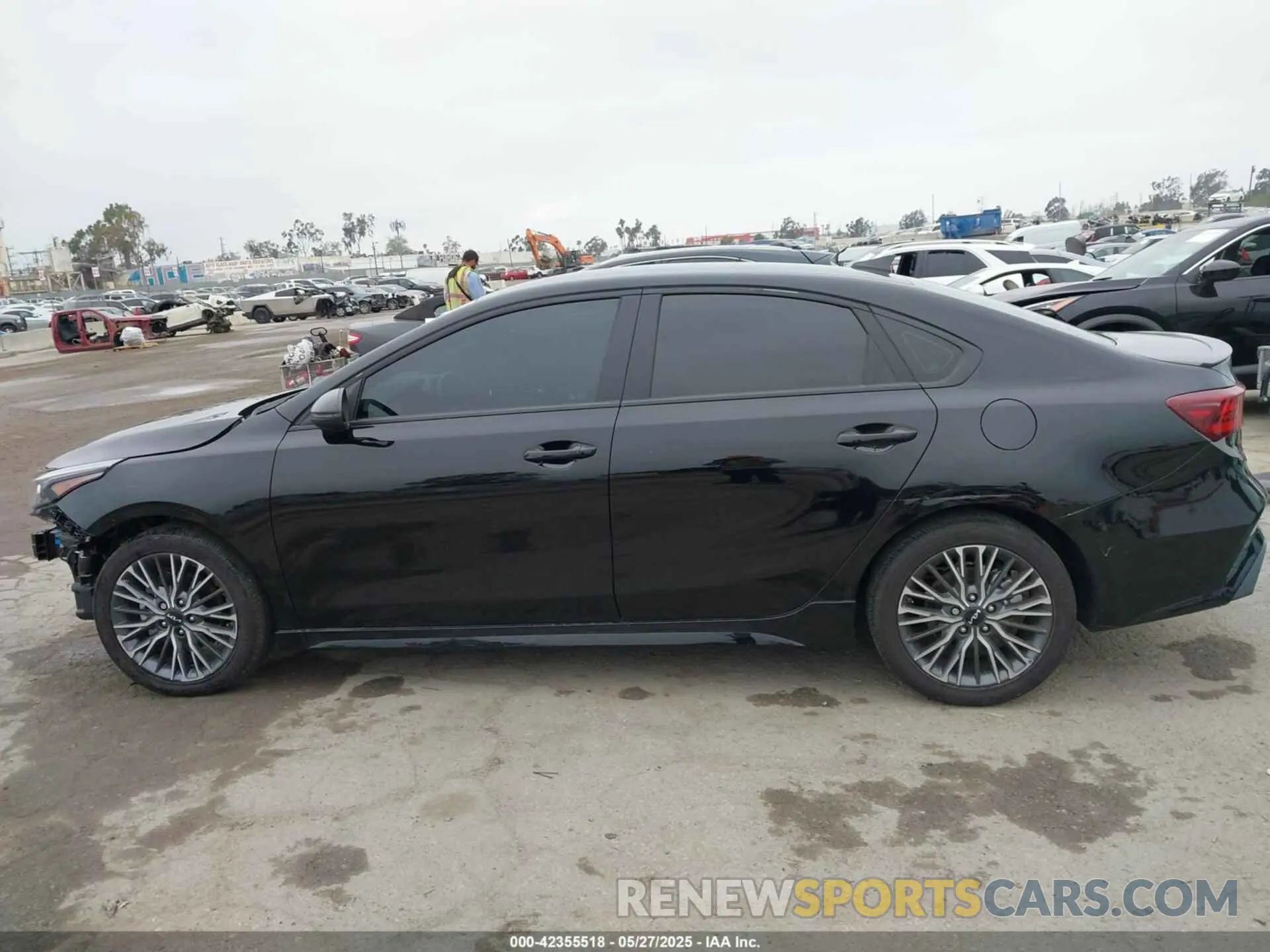 15 Photograph of a damaged car 3KPF54AD2PE590062 KIA FORTE 2023