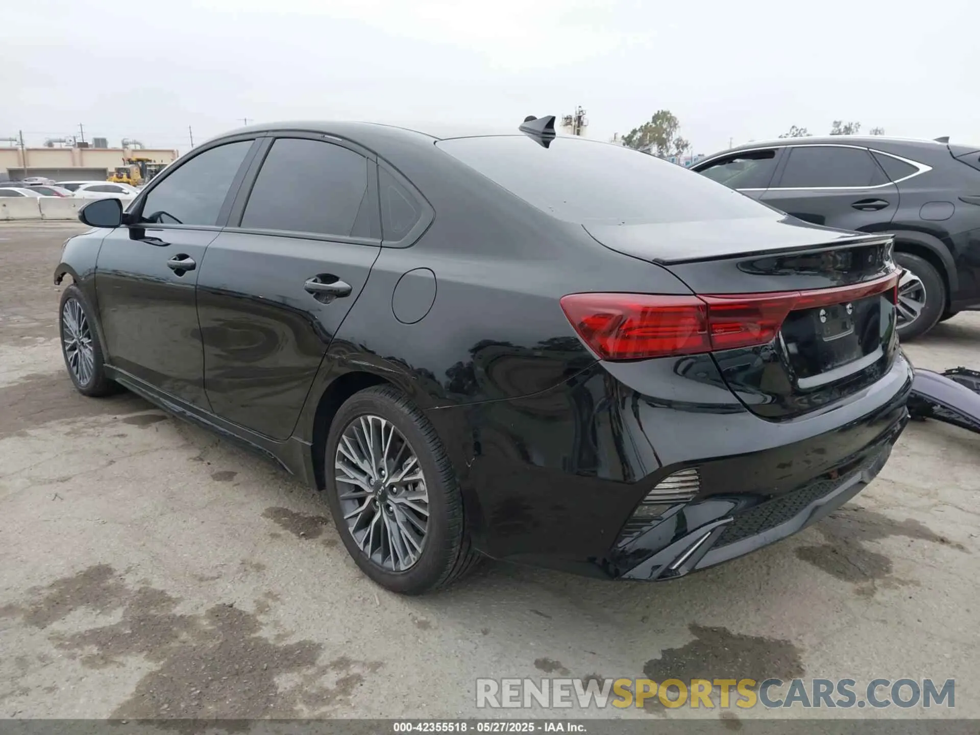 3 Photograph of a damaged car 3KPF54AD2PE590062 KIA FORTE 2023