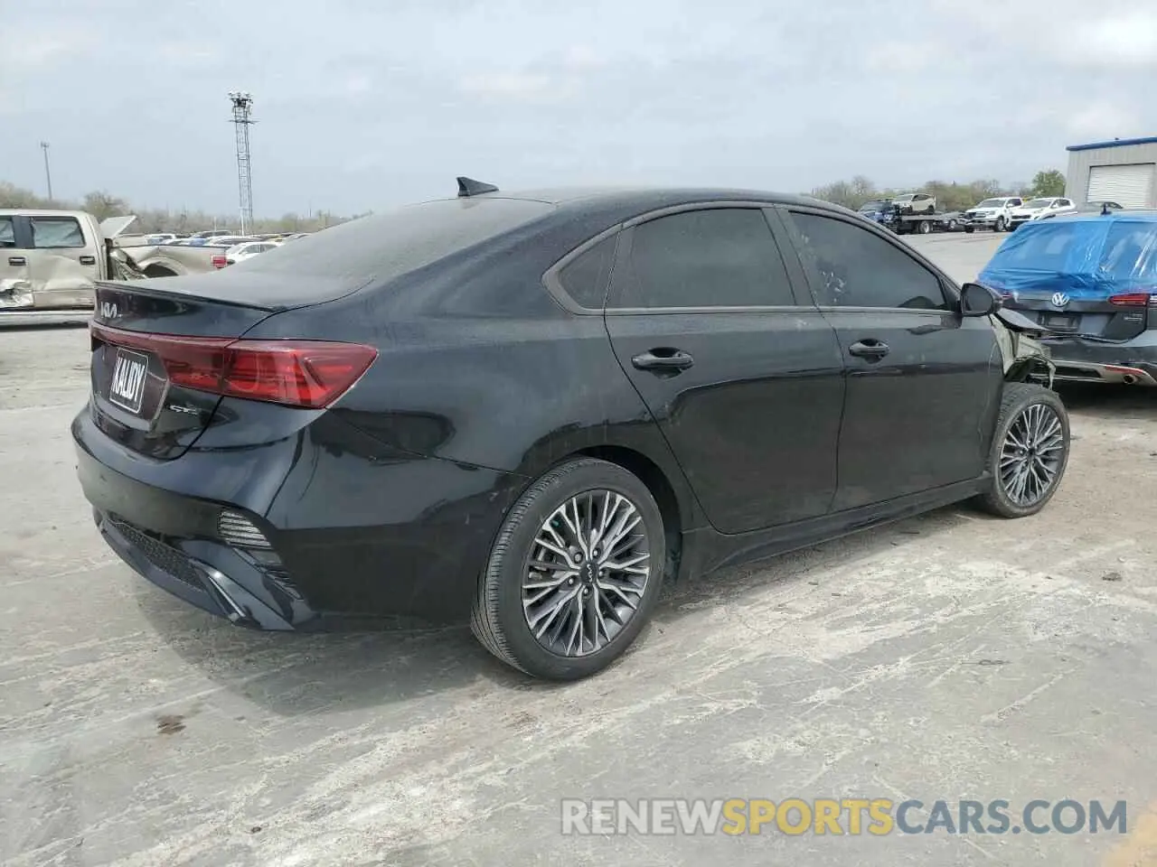 3 Photograph of a damaged car 3KPF54AD2PE662717 KIA FORTE 2023