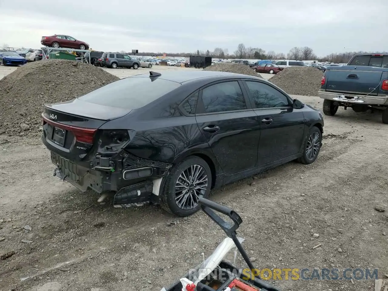3 Photograph of a damaged car 3KPF54AD2PE666105 KIA FORTE 2023