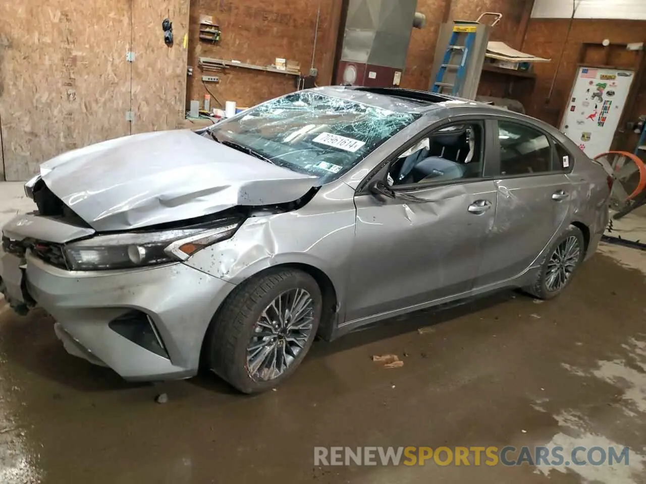 1 Photograph of a damaged car 3KPF54AD2PE671823 KIA FORTE 2023