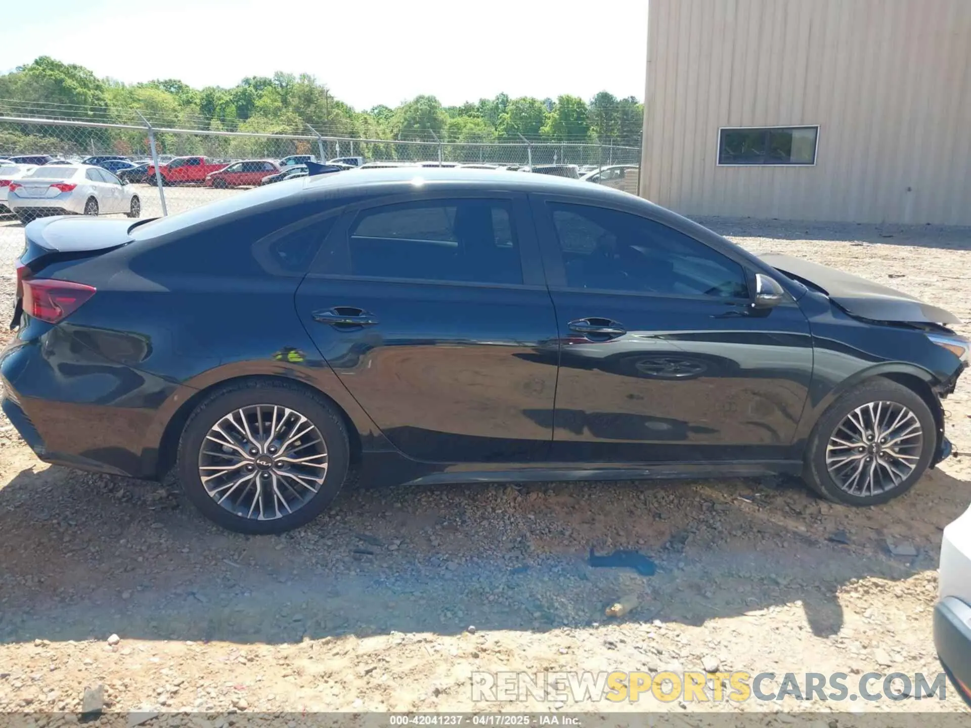 14 Photograph of a damaged car 3KPF54AD2PE685043 KIA FORTE 2023