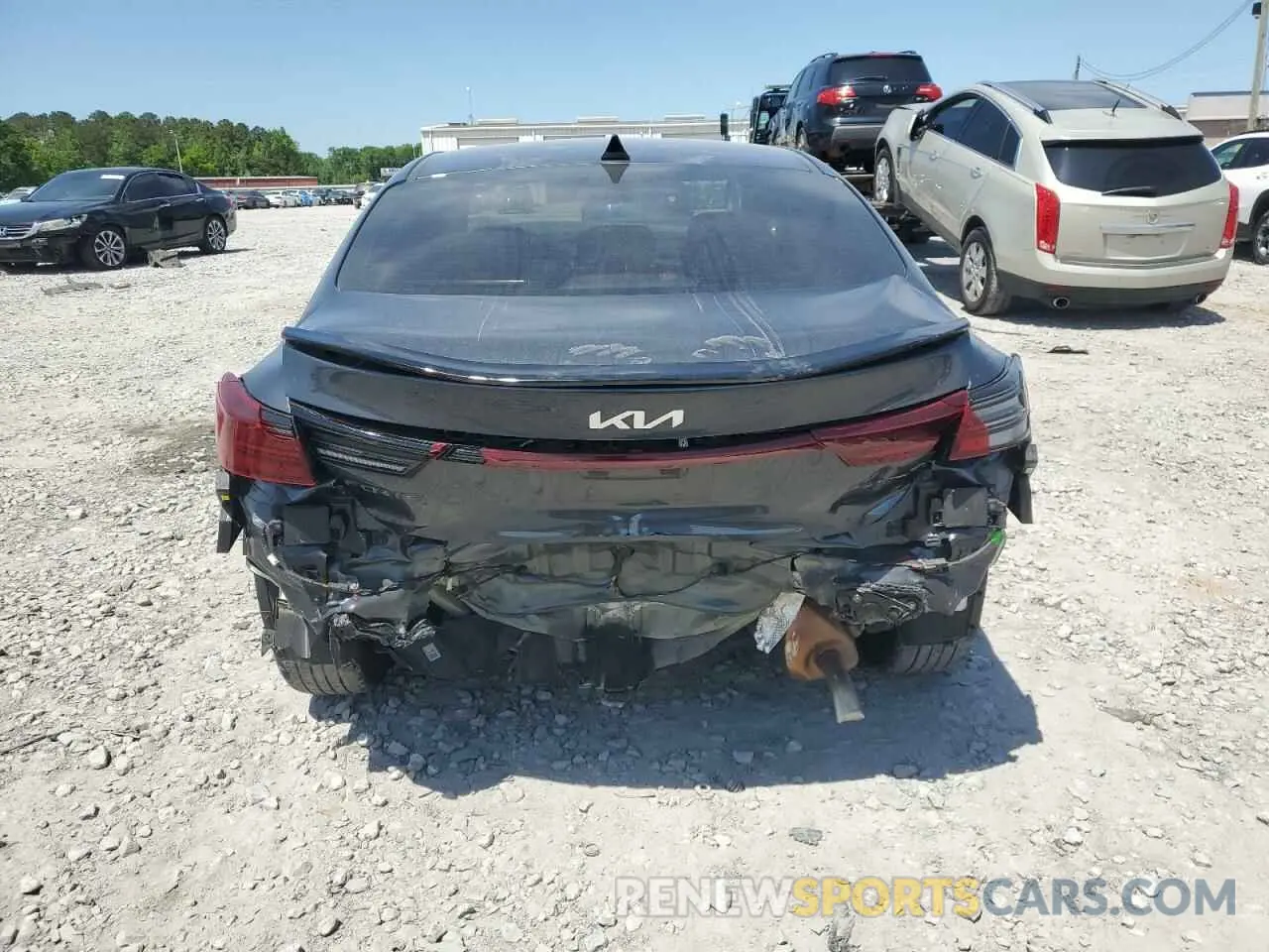 6 Photograph of a damaged car 3KPF54AD2PE686192 KIA FORTE 2023