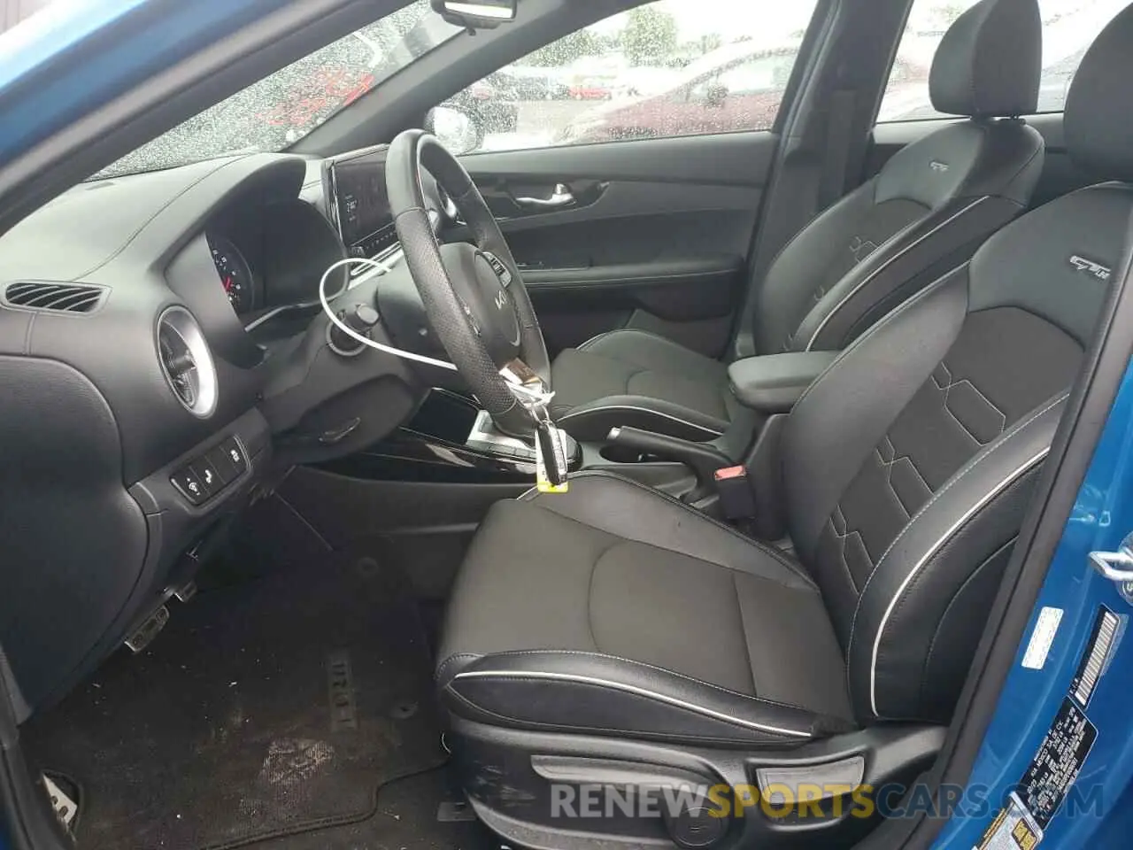 7 Photograph of a damaged car 3KPF54AD3PE606091 KIA FORTE 2023
