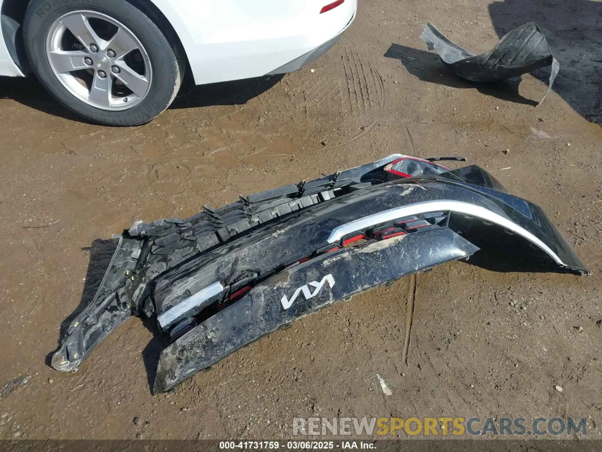 12 Photograph of a damaged car 3KPF54AD3PE621447 KIA FORTE 2023