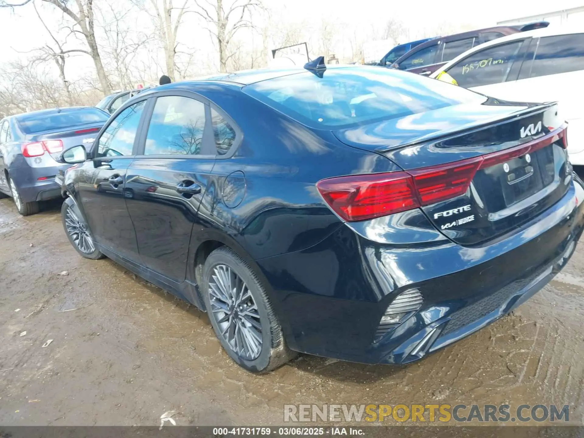 3 Photograph of a damaged car 3KPF54AD3PE621447 KIA FORTE 2023
