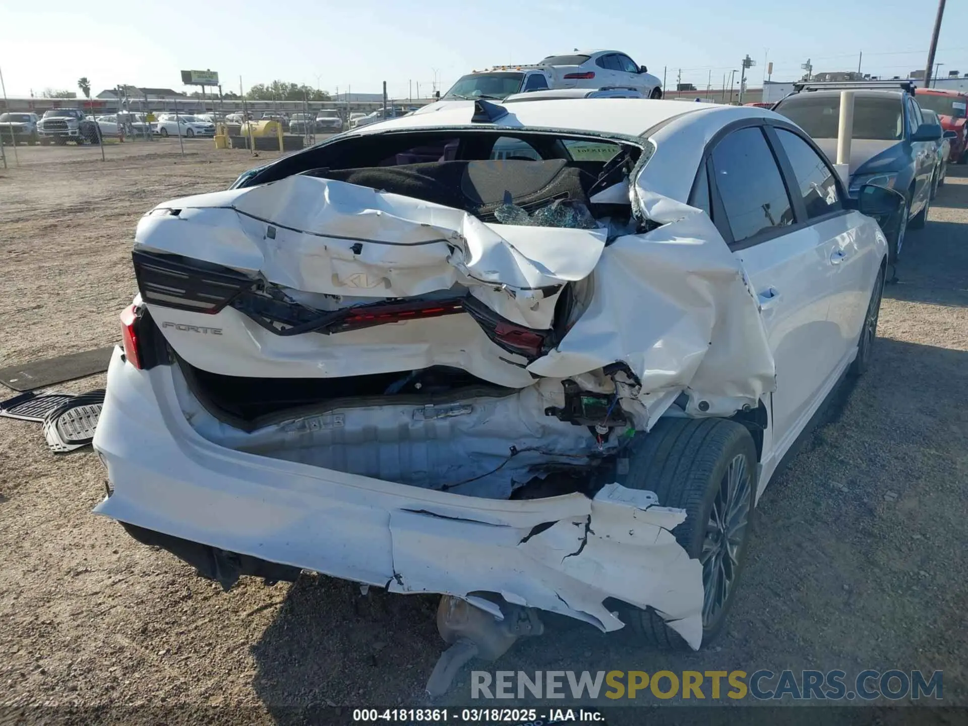 4 Photograph of a damaged car 3KPF54AD3PE624025 KIA FORTE 2023