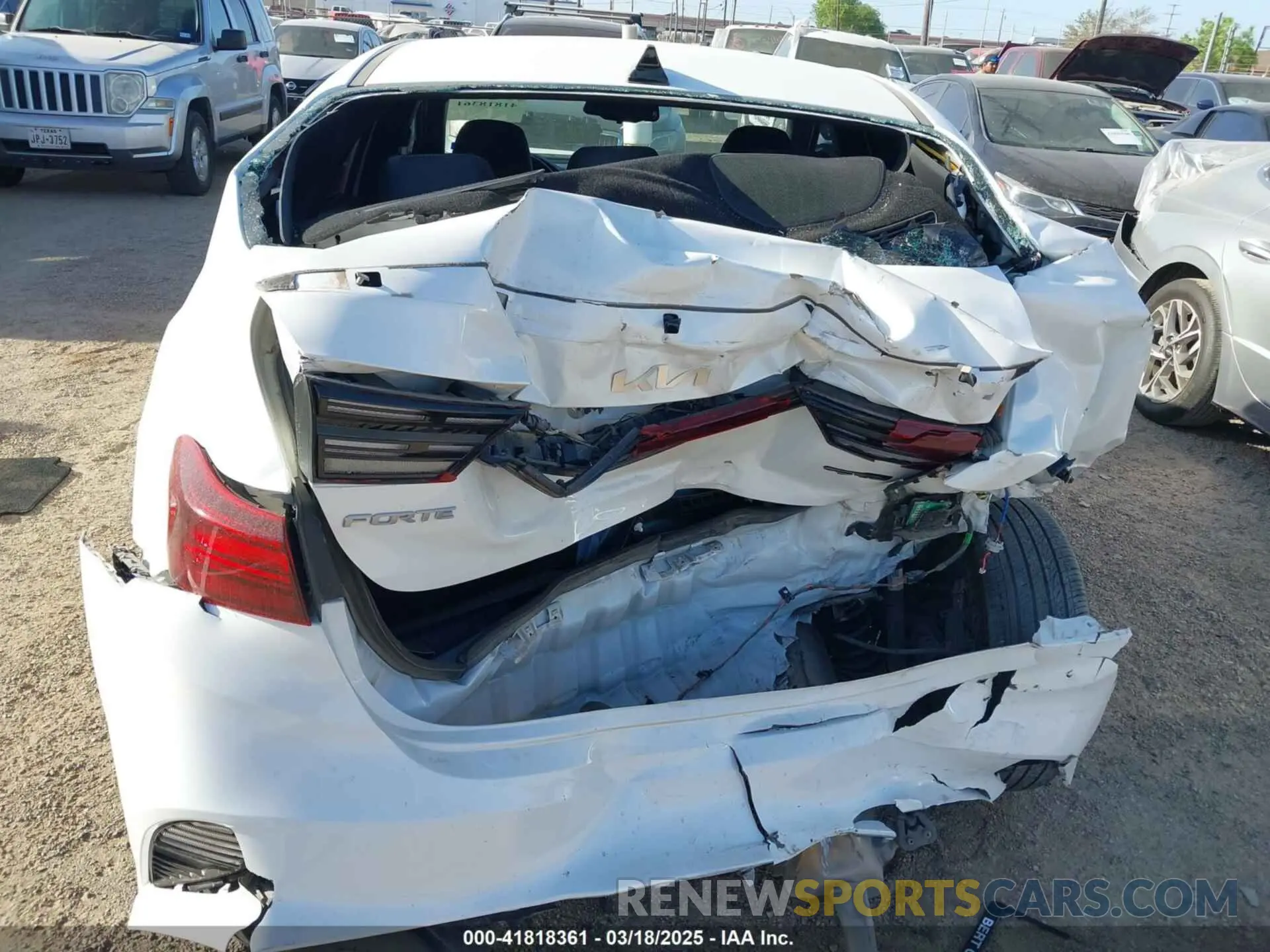 6 Photograph of a damaged car 3KPF54AD3PE624025 KIA FORTE 2023
