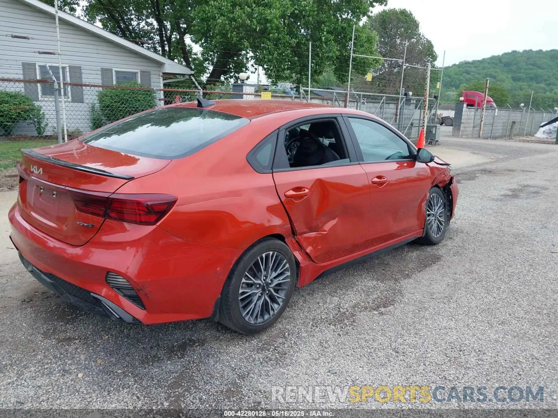 4 Photograph of a damaged car 3KPF54AD3PE629435 KIA FORTE 2023