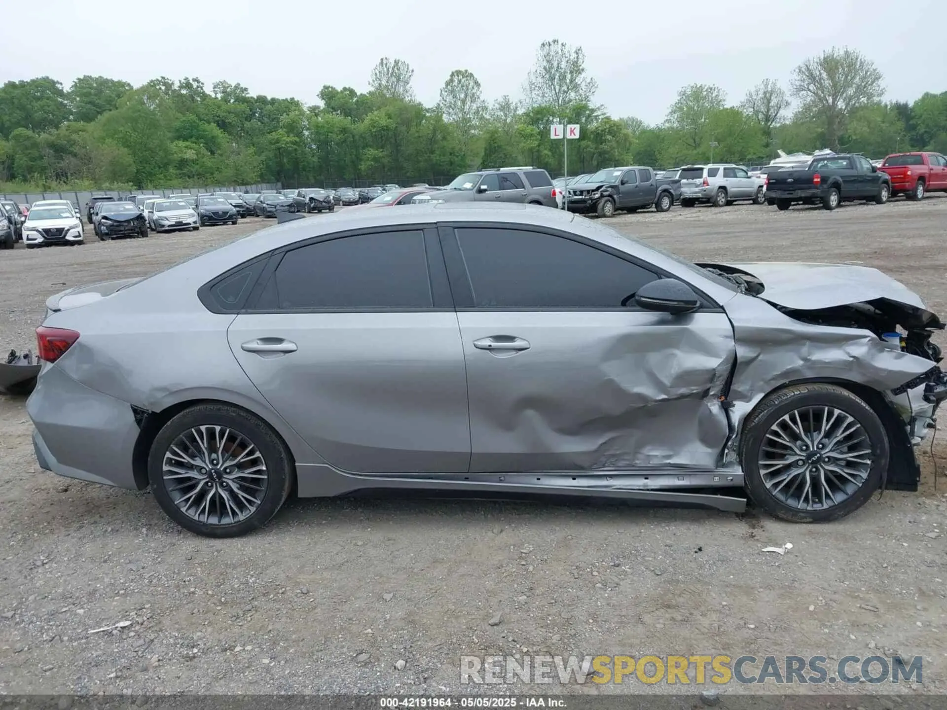 13 Photograph of a damaged car 3KPF54AD3PE684578 KIA FORTE 2023