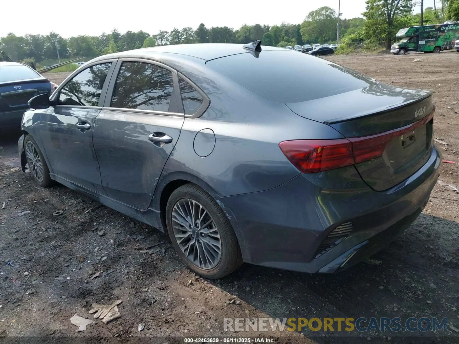 3 Photograph of a damaged car 3KPF54AD3PE685519 KIA FORTE 2023