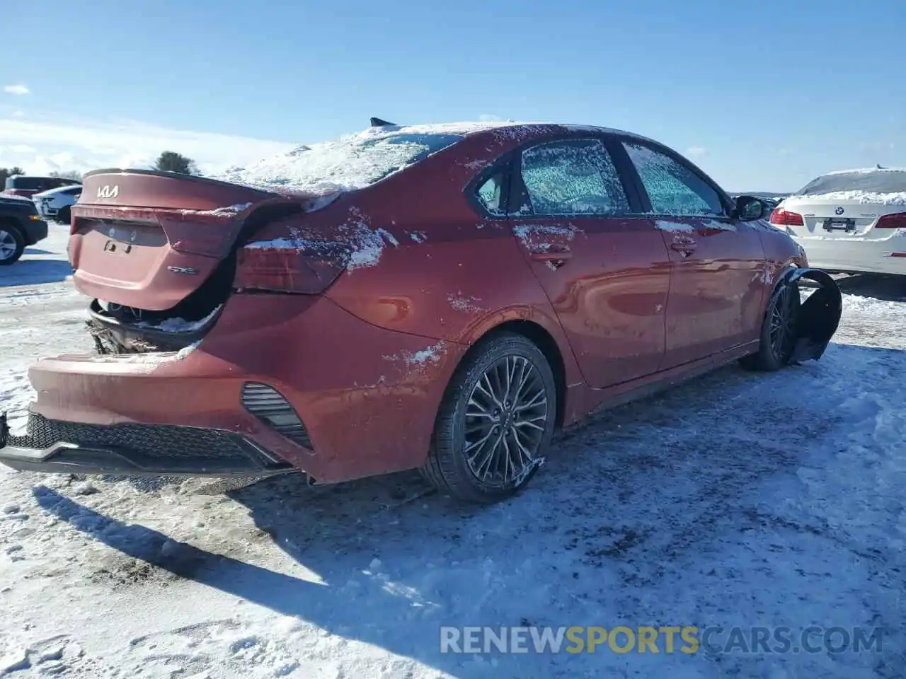 3 Photograph of a damaged car 3KPF54AD5PE560019 KIA FORTE 2023