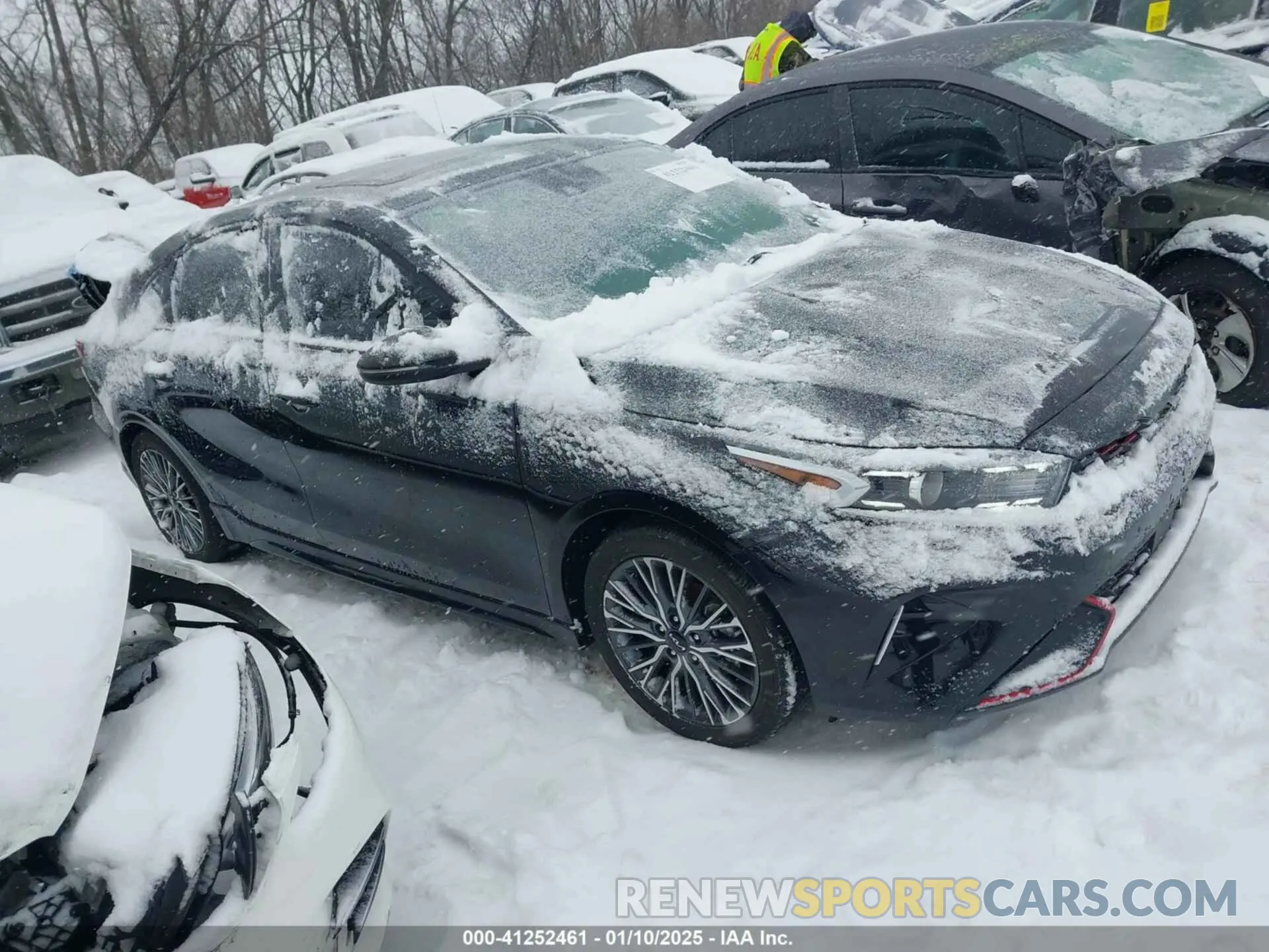 1 Photograph of a damaged car 3KPF54AD5PE561512 KIA FORTE 2023