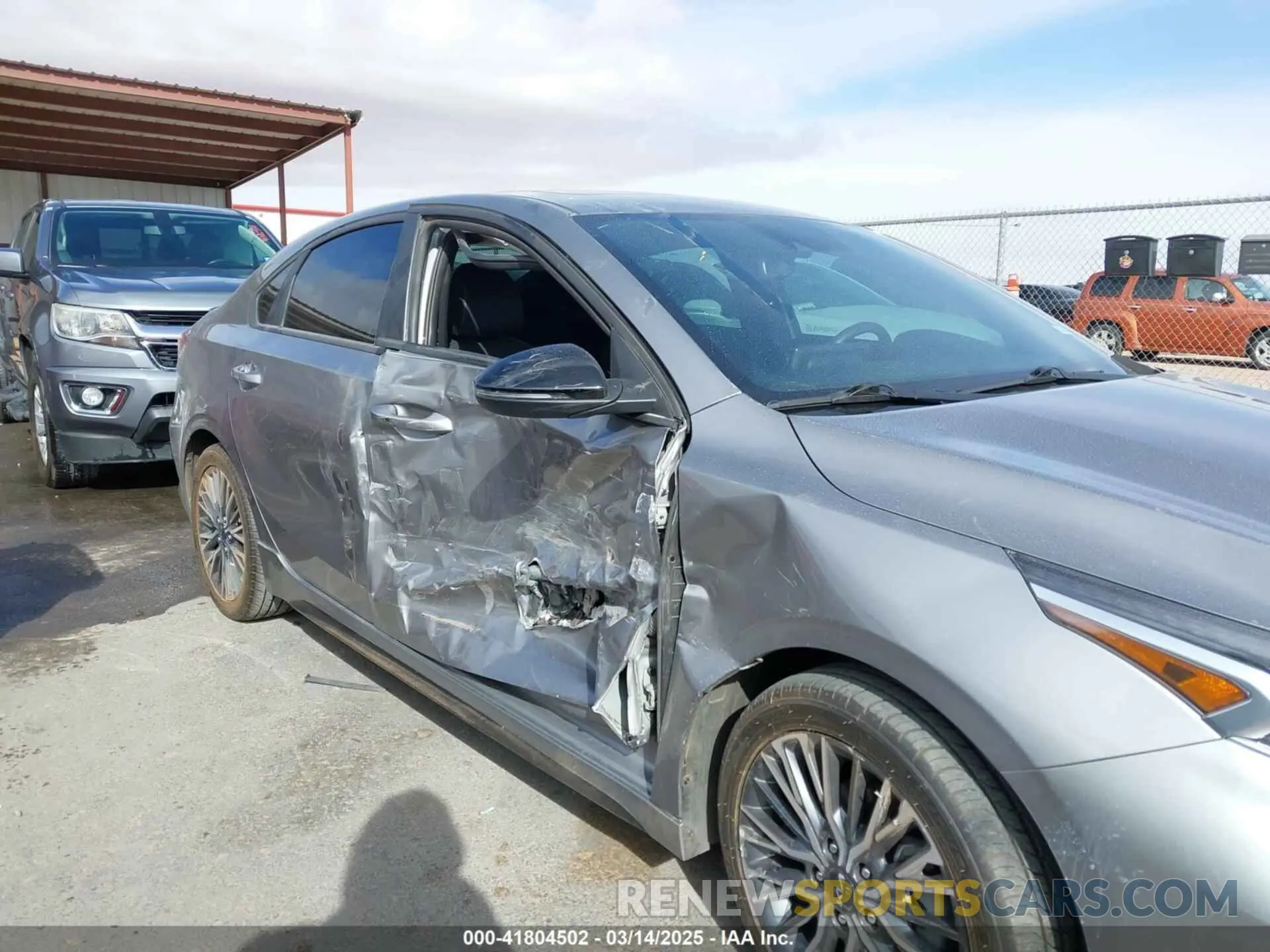 6 Photograph of a damaged car 3KPF54AD5PE567519 KIA FORTE 2023