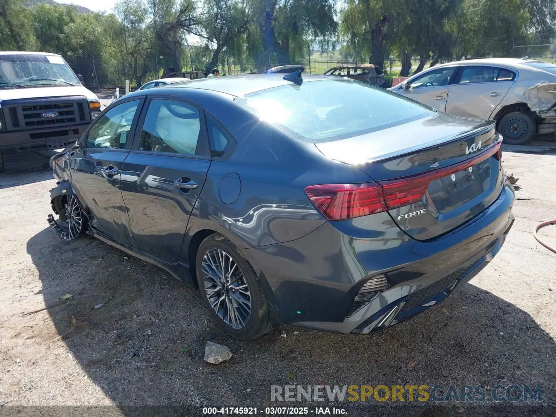 3 Photograph of a damaged car 3KPF54AD5PE573739 KIA FORTE 2023