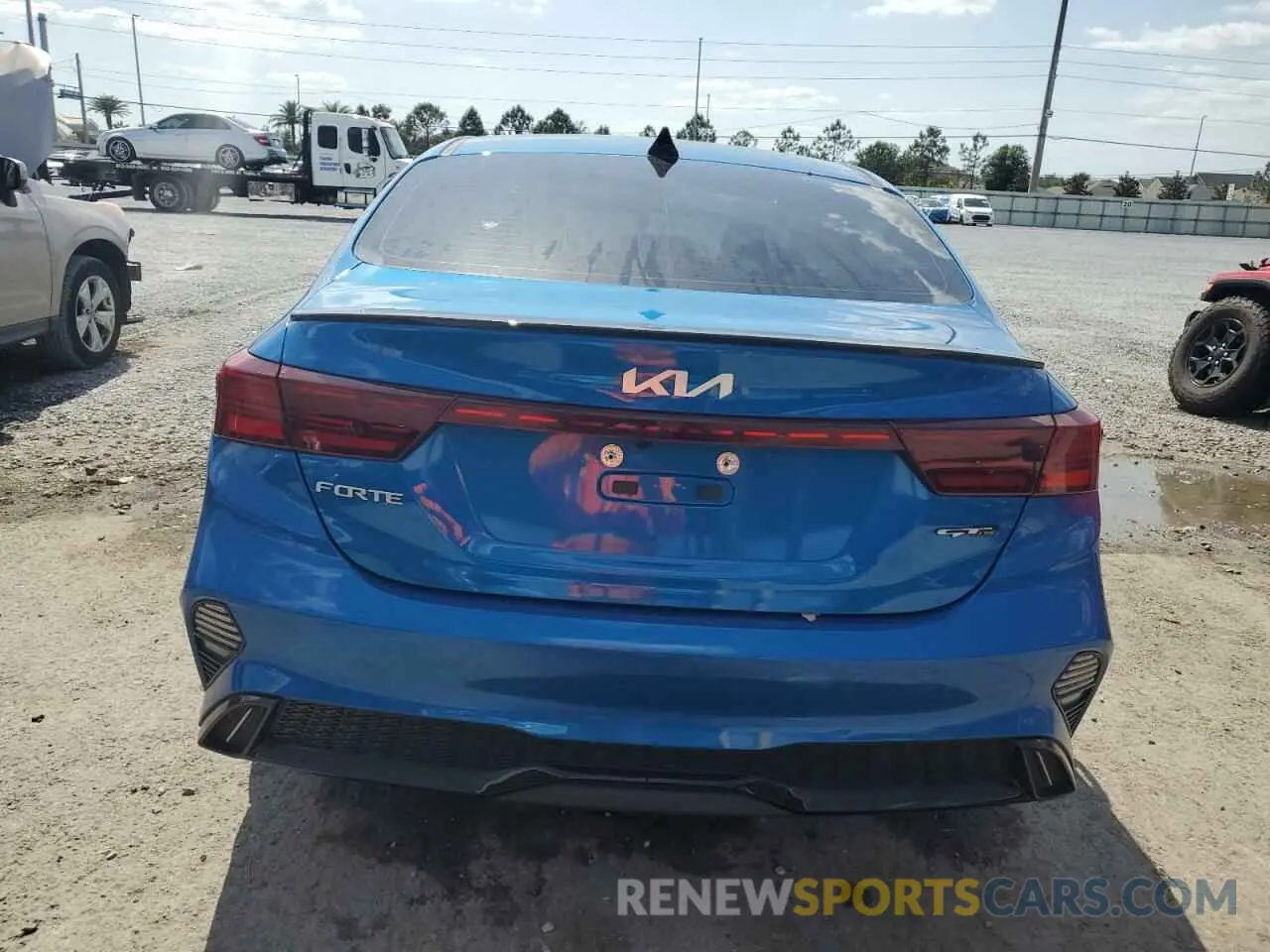 6 Photograph of a damaged car 3KPF54AD5PE603211 KIA FORTE 2023