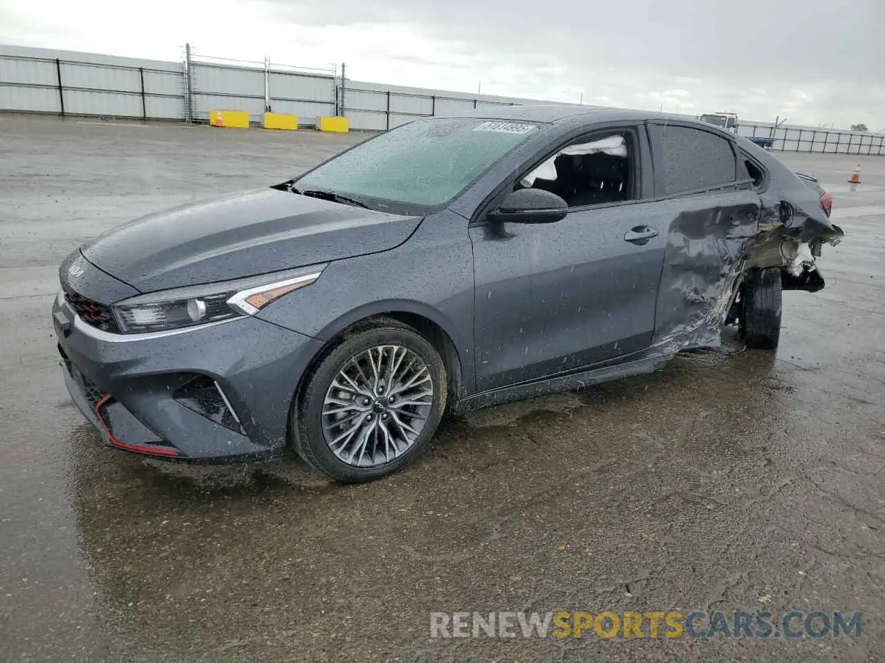 1 Photograph of a damaged car 3KPF54AD5PE614547 KIA FORTE 2023