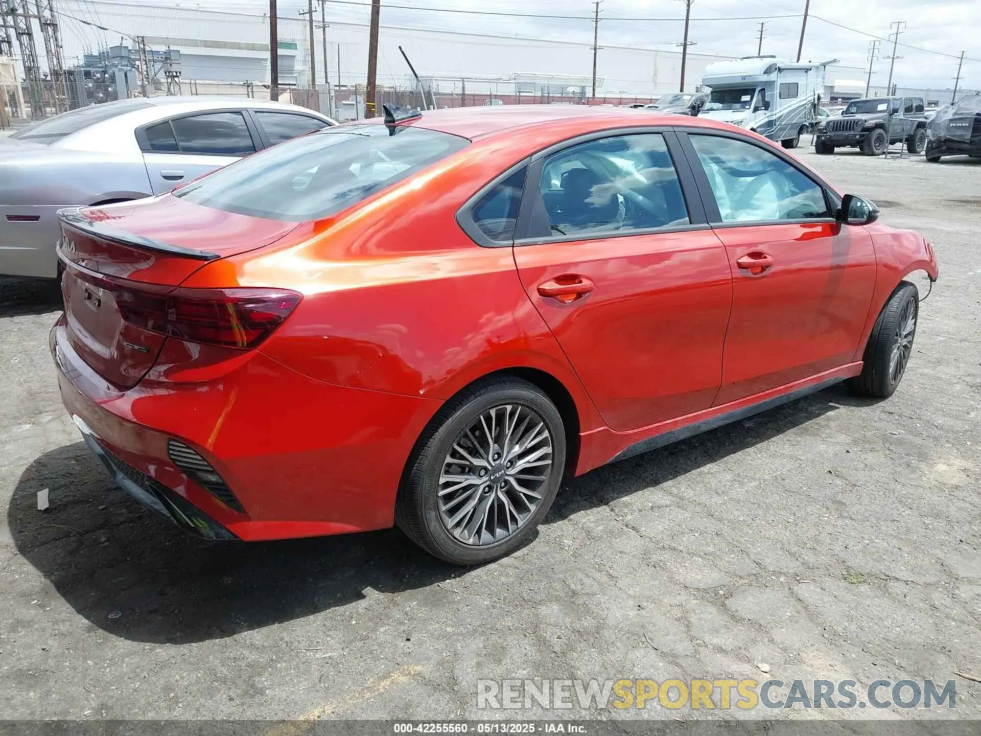 4 Photograph of a damaged car 3KPF54AD5PE622308 KIA FORTE 2023