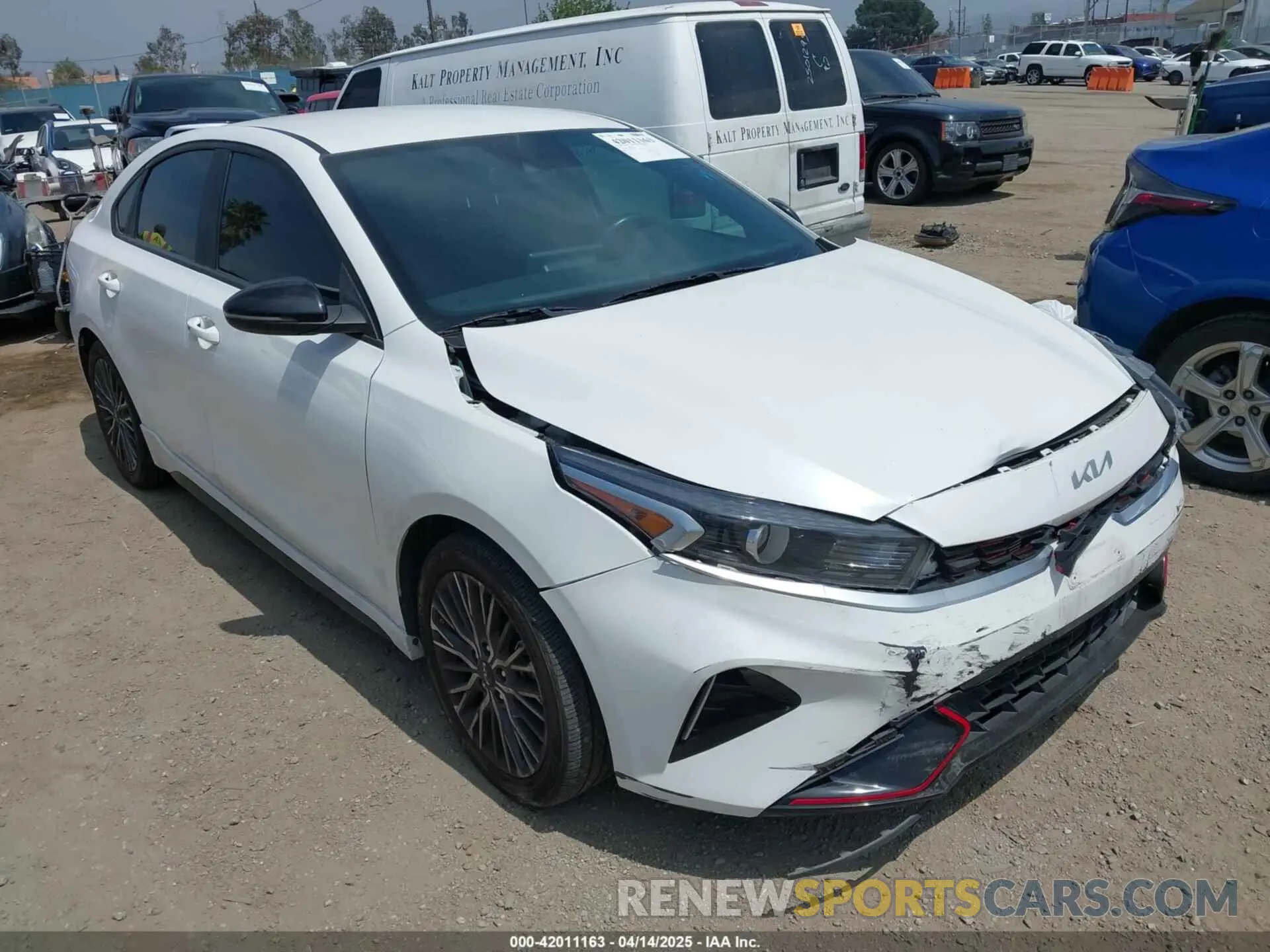 1 Photograph of a damaged car 3KPF54AD6PE610605 KIA FORTE 2023