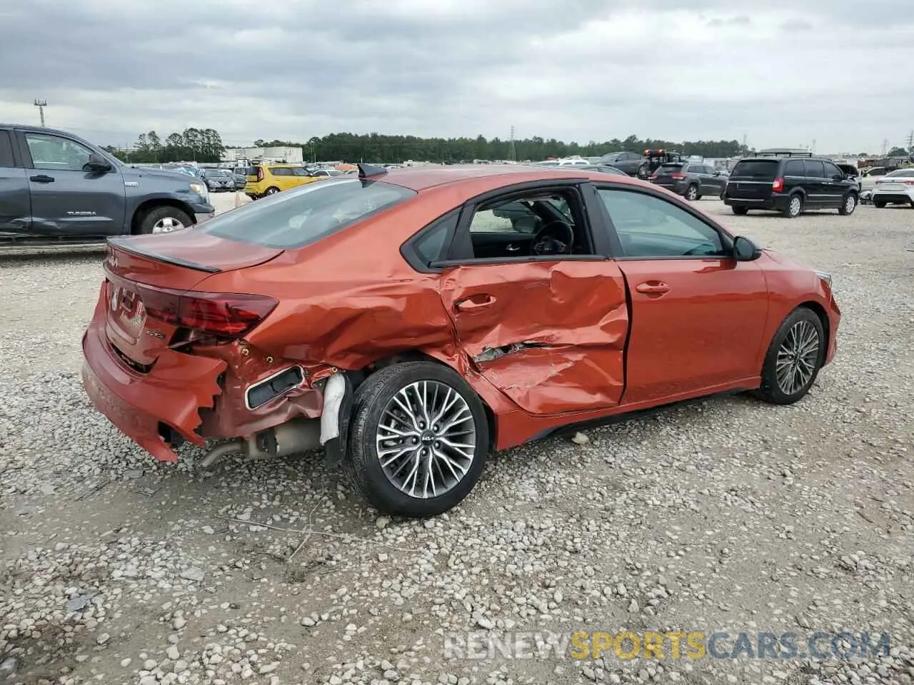 3 Photograph of a damaged car 3KPF54AD6PE660713 KIA FORTE 2023