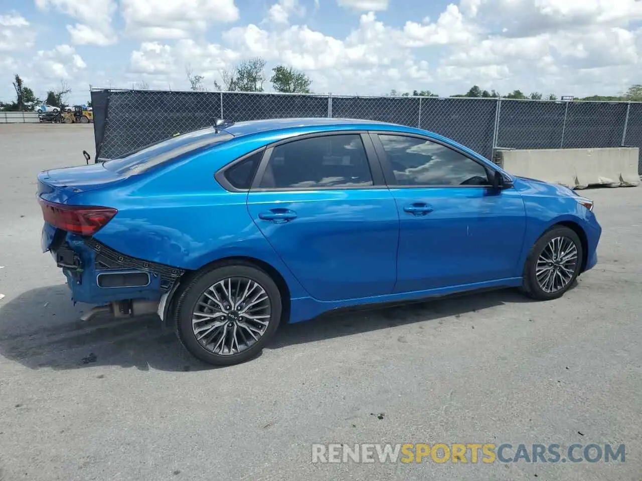 3 Photograph of a damaged car 3KPF54AD6PE663286 KIA FORTE 2023