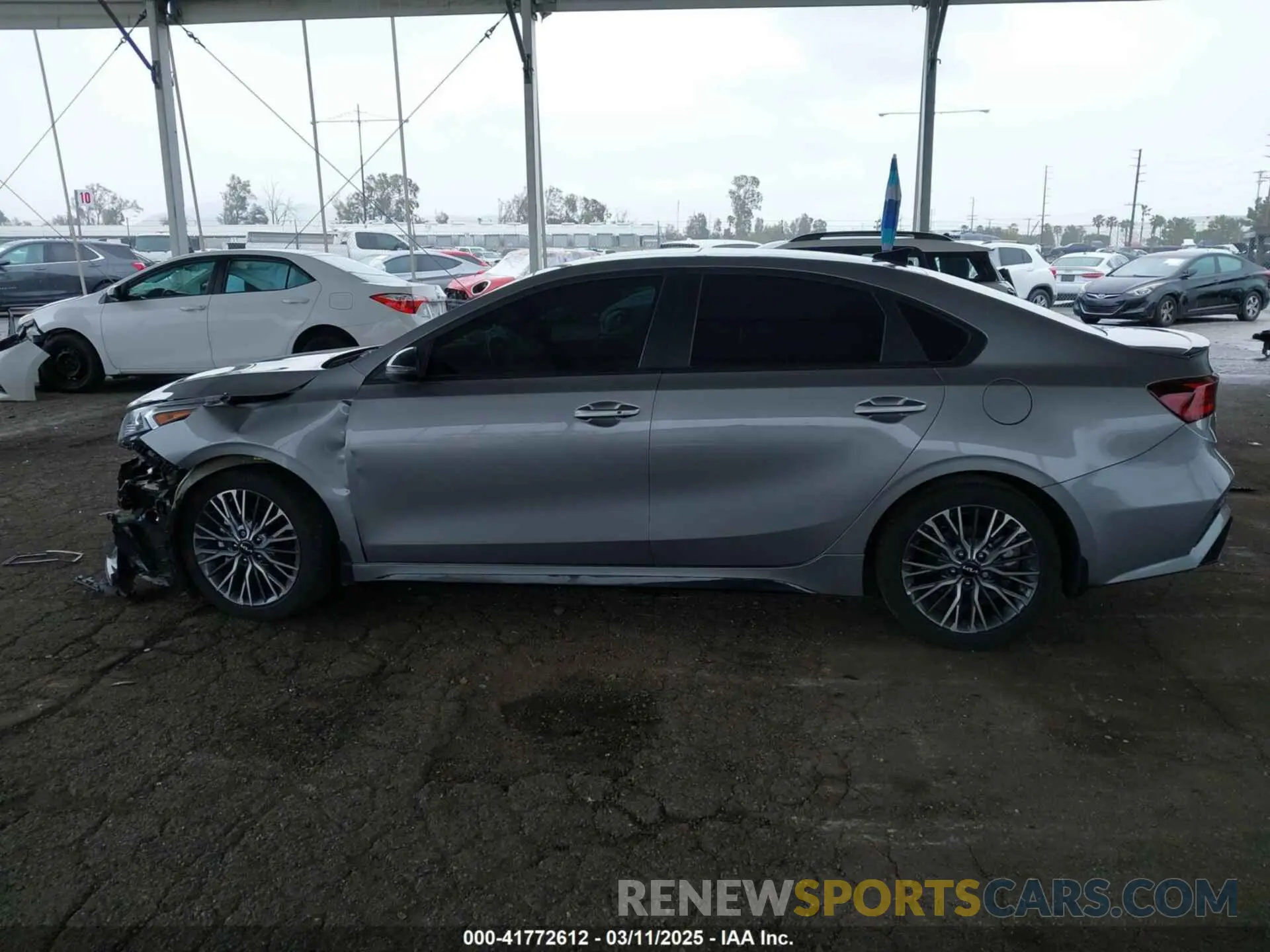 14 Photograph of a damaged car 3KPF54AD6PE681500 KIA FORTE 2023