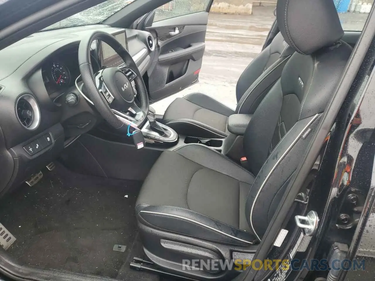 7 Photograph of a damaged car 3KPF54AD7PE530083 KIA FORTE 2023