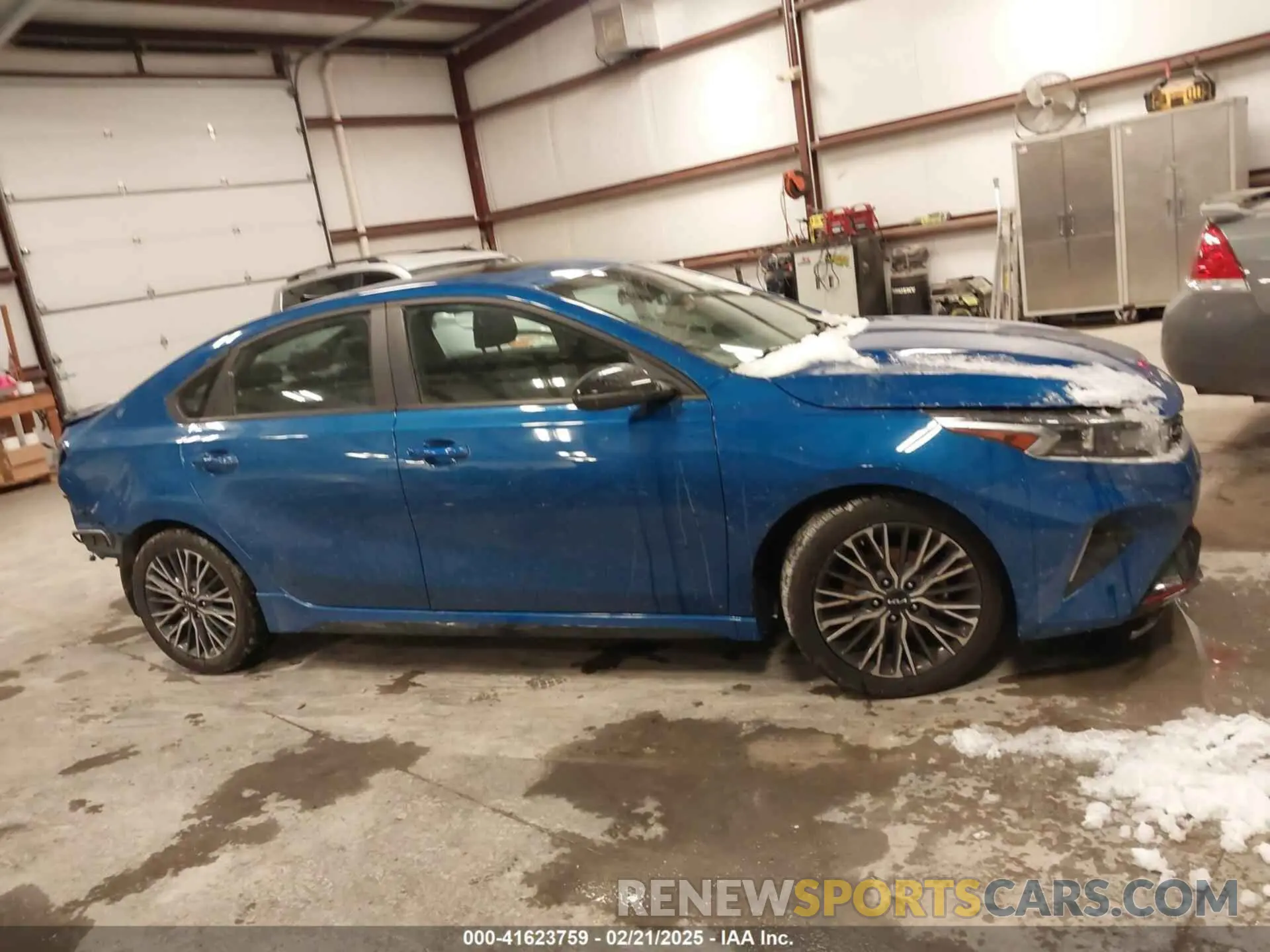 13 Photograph of a damaged car 3KPF54AD7PE538250 KIA FORTE 2023