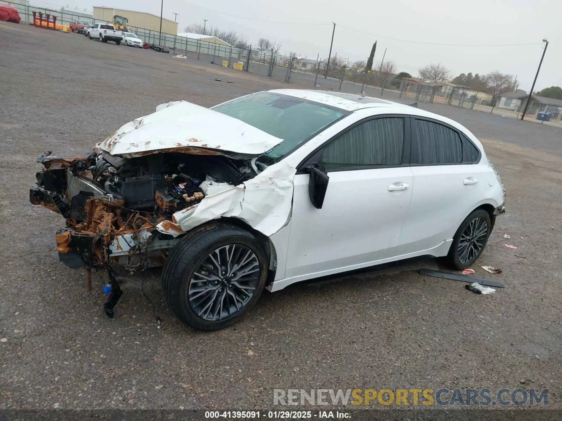 13 Photograph of a damaged car 3KPF54AD7PE561530 KIA FORTE 2023