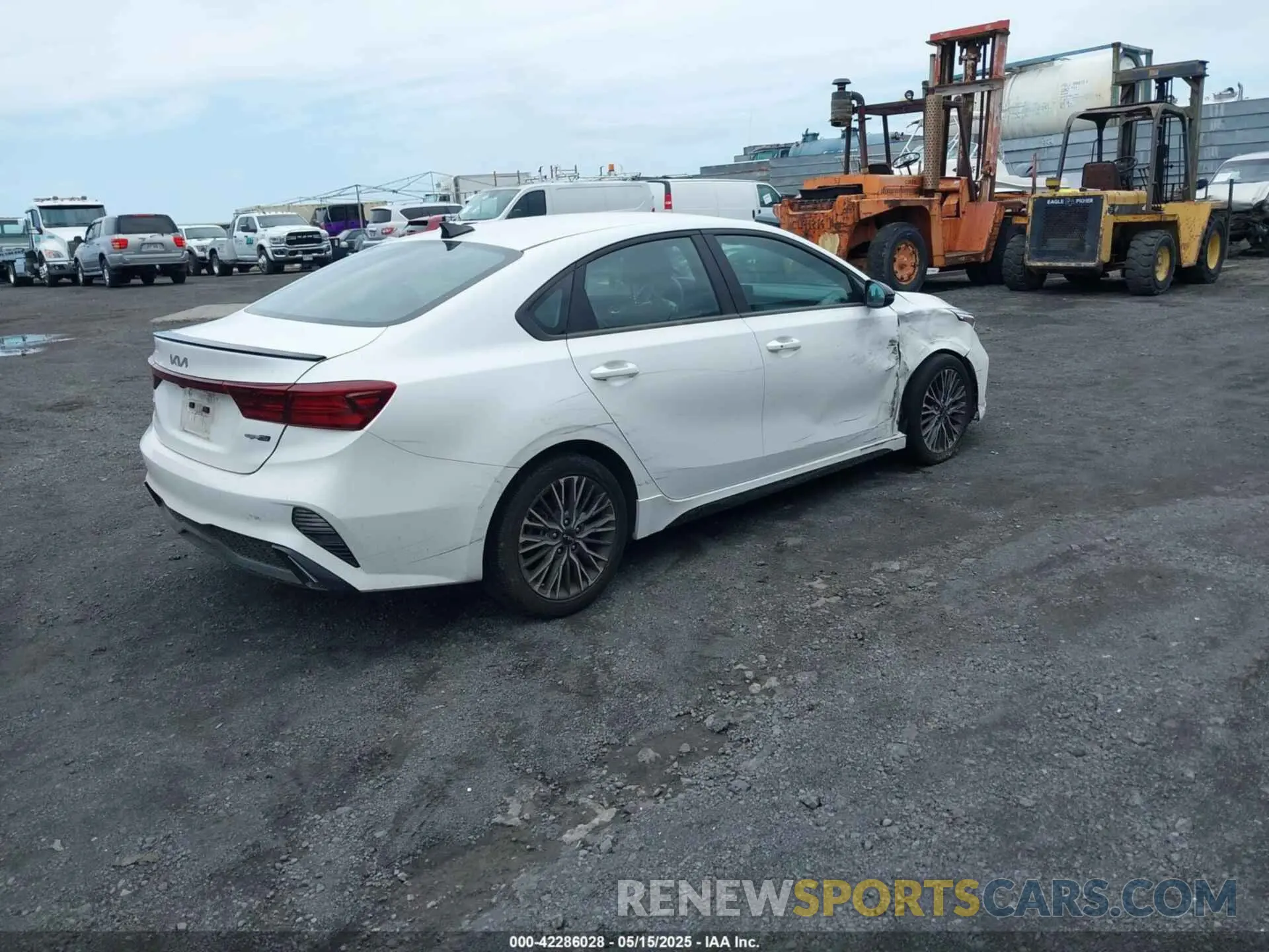 4 Photograph of a damaged car 3KPF54AD7PE642768 KIA FORTE 2023