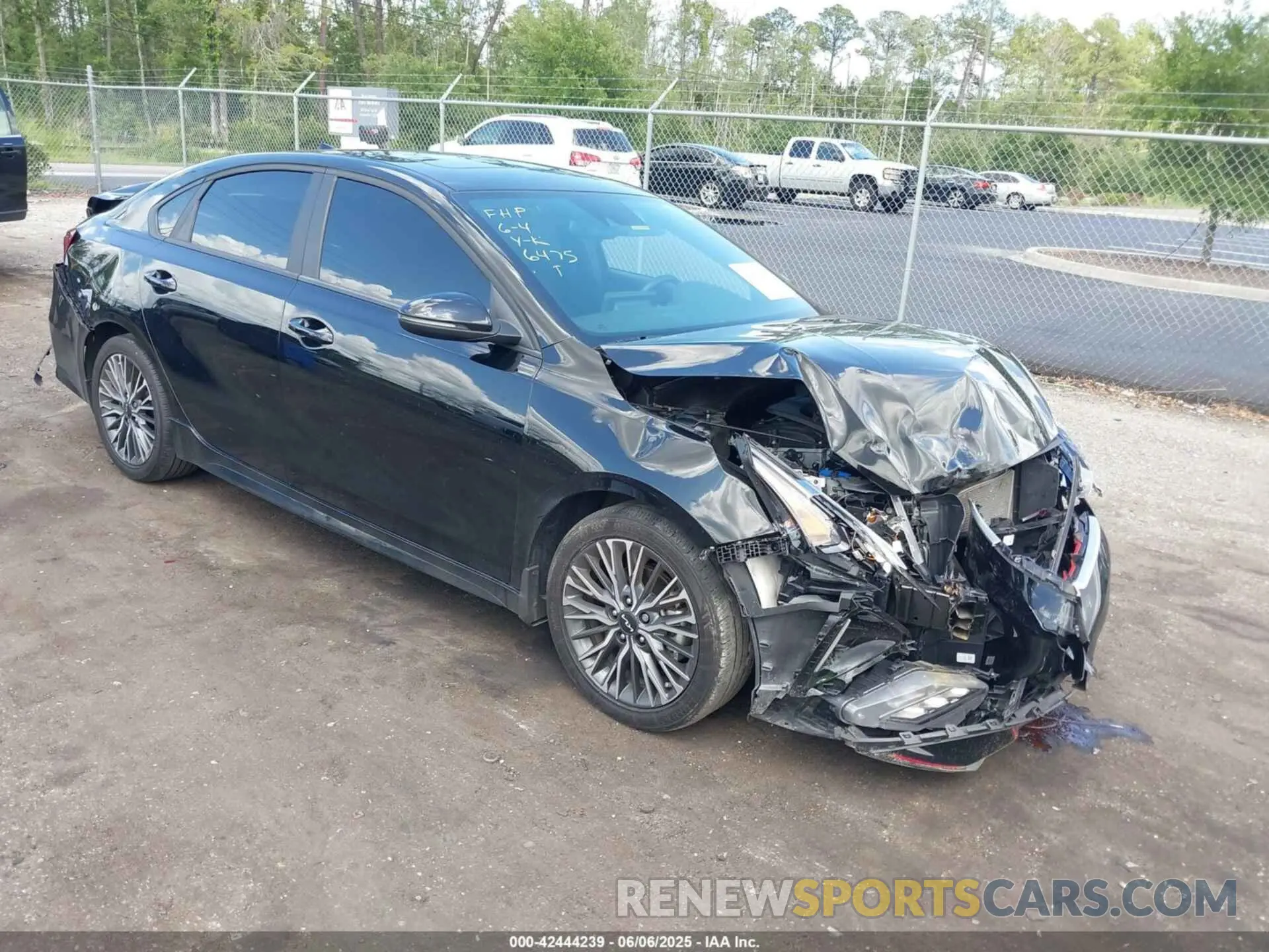 1 Photograph of a damaged car 3KPF54AD7PE656475 KIA FORTE 2023