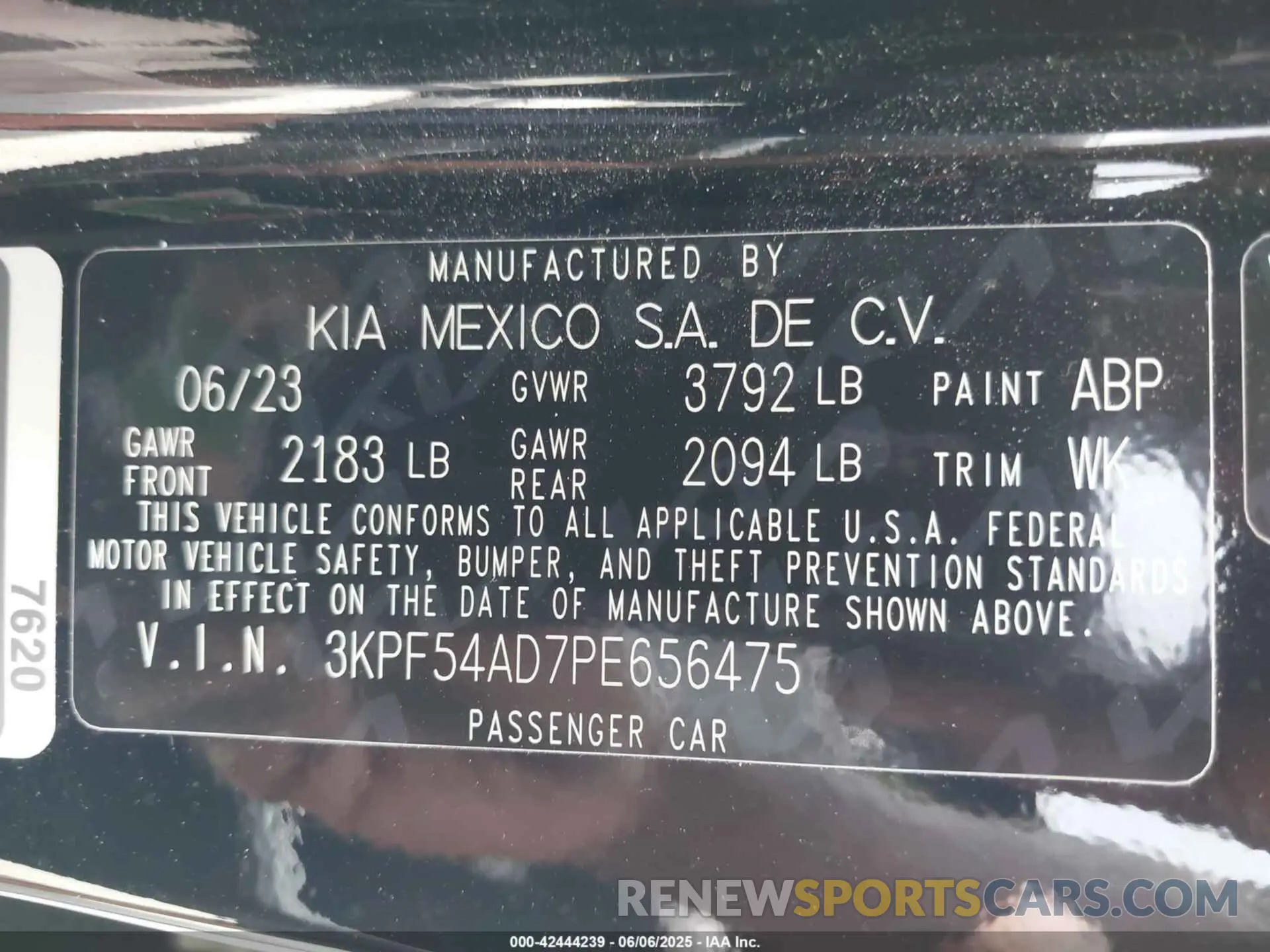 9 Photograph of a damaged car 3KPF54AD7PE656475 KIA FORTE 2023