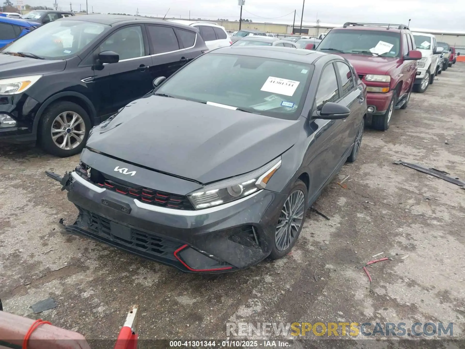 2 Photograph of a damaged car 3KPF54AD8PE519058 KIA FORTE 2023