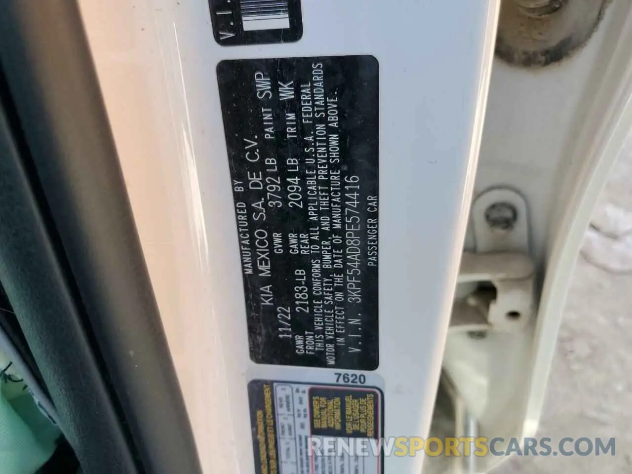 13 Photograph of a damaged car 3KPF54AD8PE574416 KIA FORTE 2023
