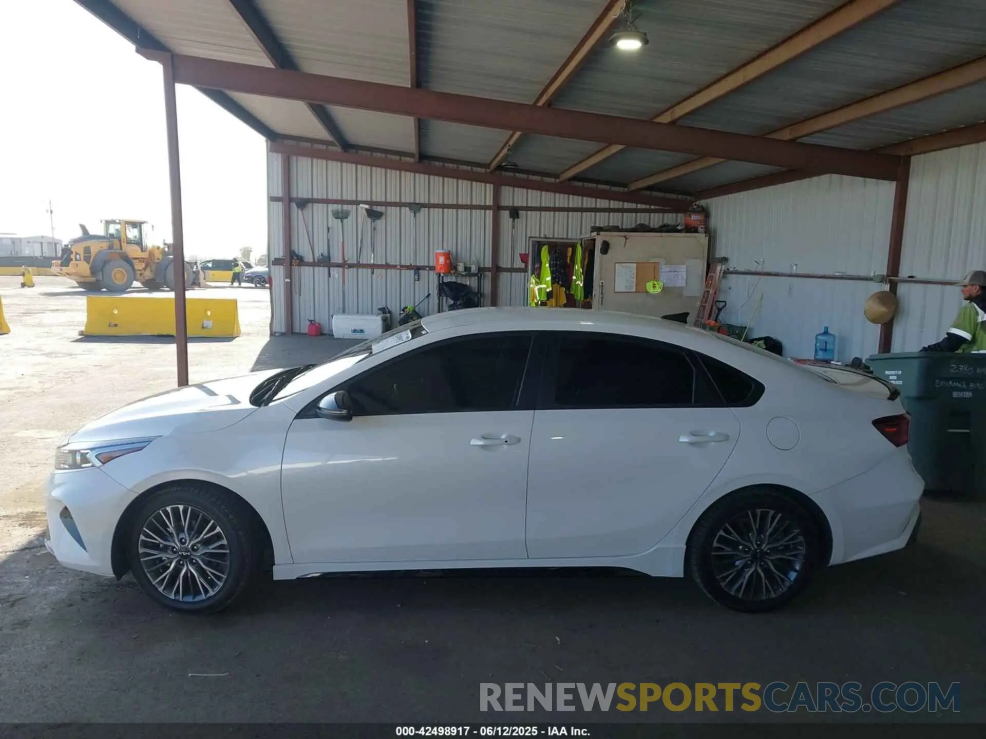 14 Photograph of a damaged car 3KPF54AD8PE578787 KIA FORTE 2023