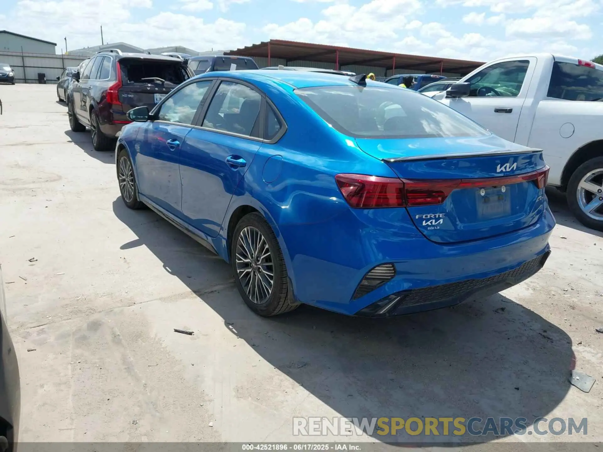 3 Photograph of a damaged car 3KPF54AD8PE618978 KIA FORTE 2023