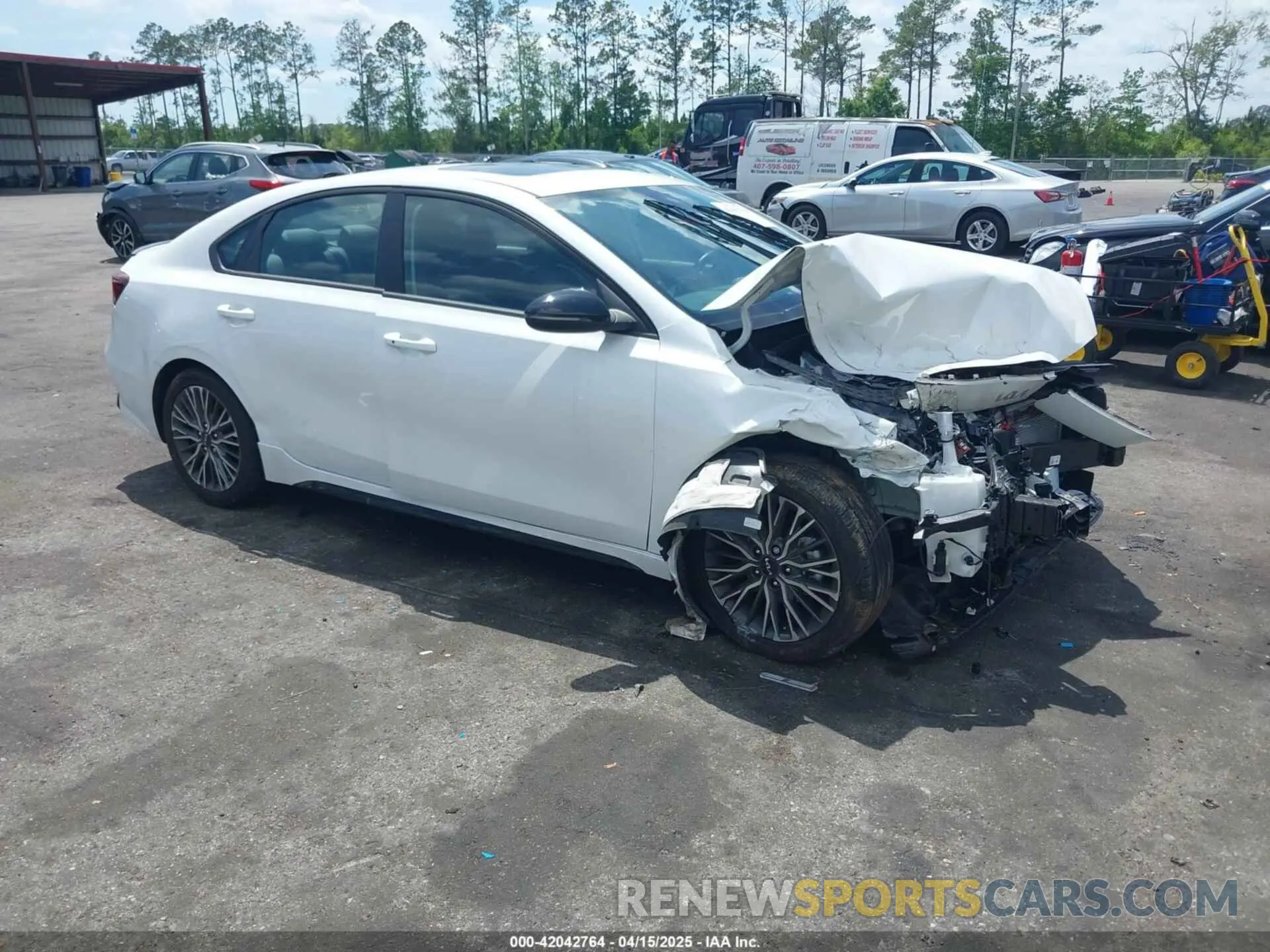 1 Photograph of a damaged car 3KPF54AD8PE638941 KIA FORTE 2023