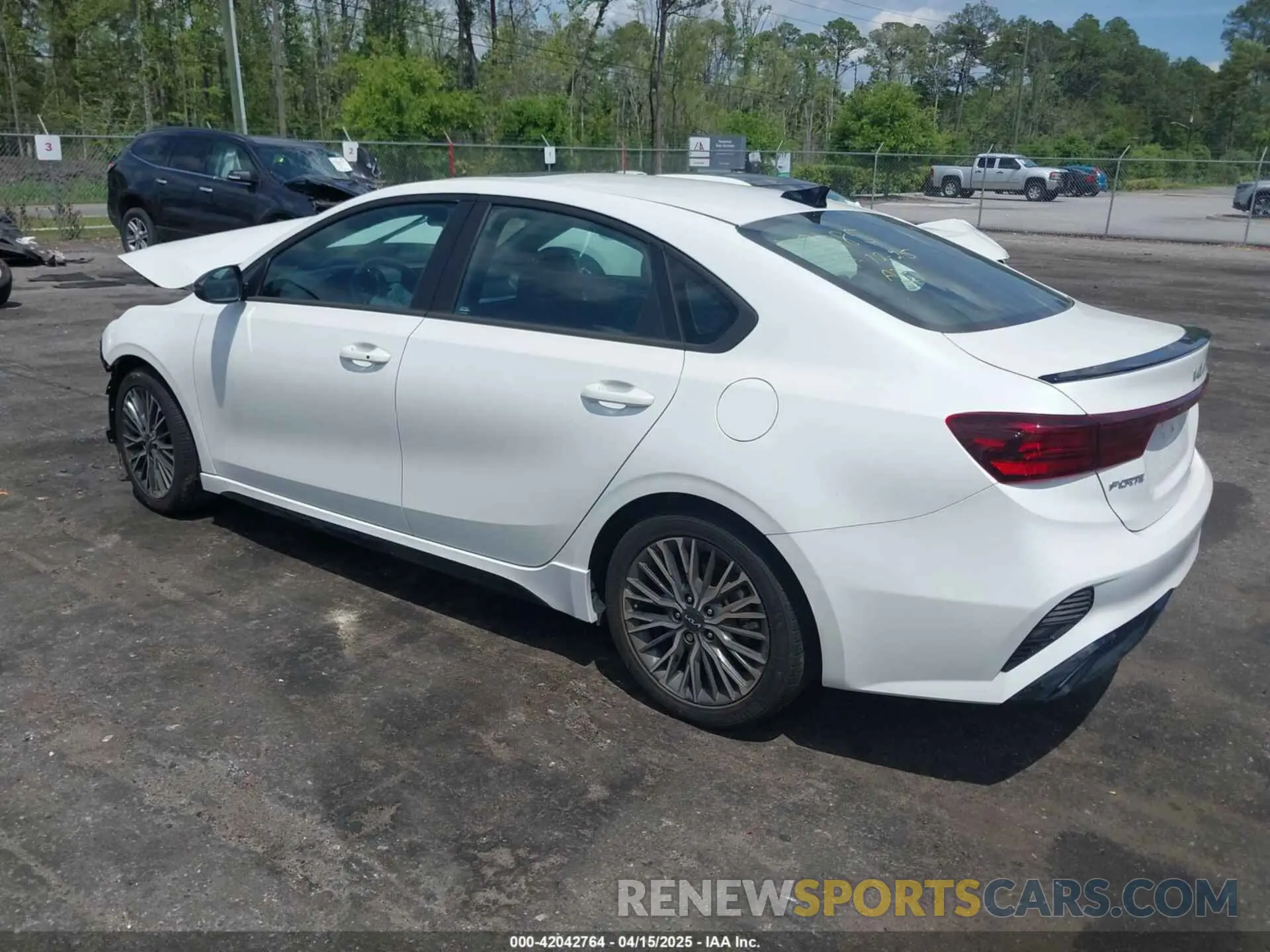 3 Photograph of a damaged car 3KPF54AD8PE638941 KIA FORTE 2023