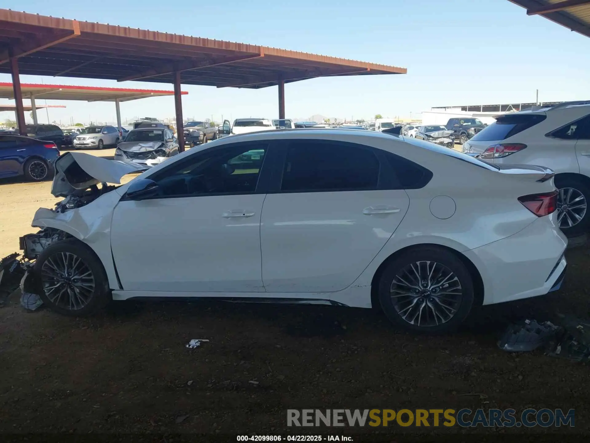 14 Photograph of a damaged car 3KPF54AD8PE664715 KIA FORTE 2023