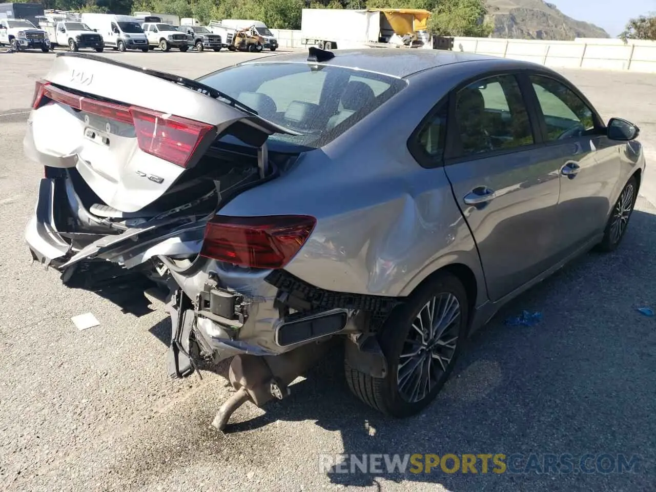 3 Photograph of a damaged car 3KPF54AD9PE581892 KIA FORTE 2023