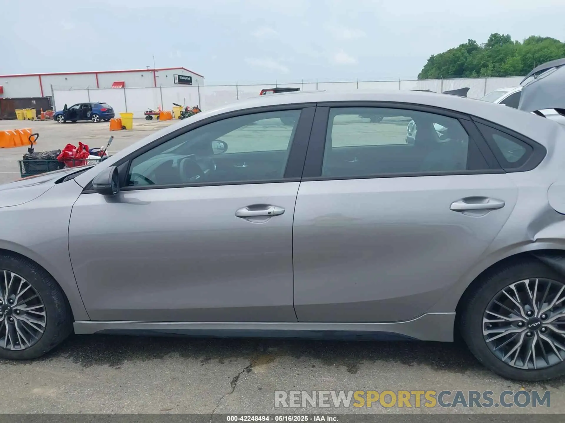 15 Photograph of a damaged car 3KPF54AD9PE626250 KIA FORTE 2023